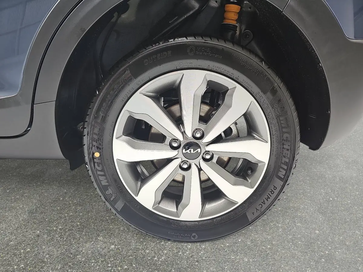 KIA STONIC 1.2 VISION SITZH. NAVI