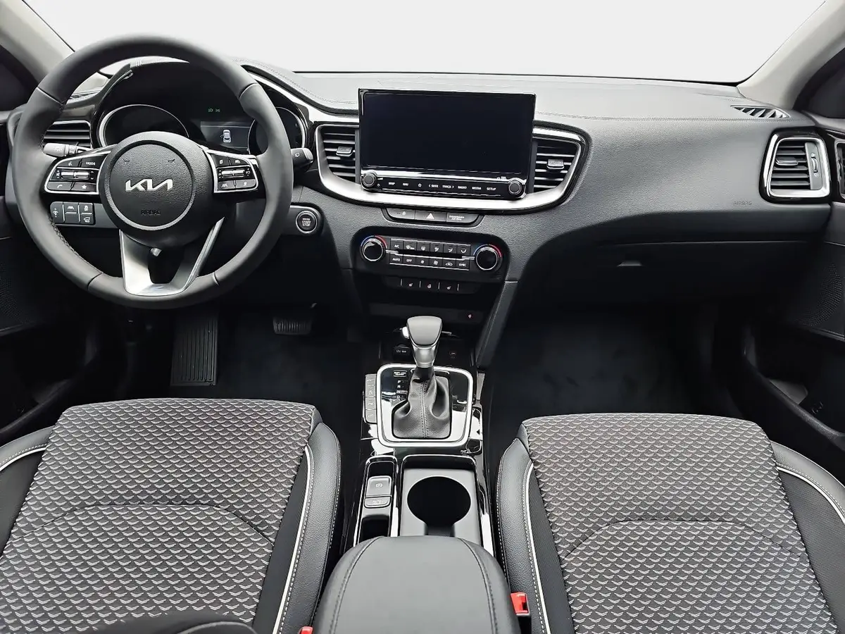 KIA XCEED 1.6 T-GDI 150 DCT SPIRIT MJ26 XCLUSIVE