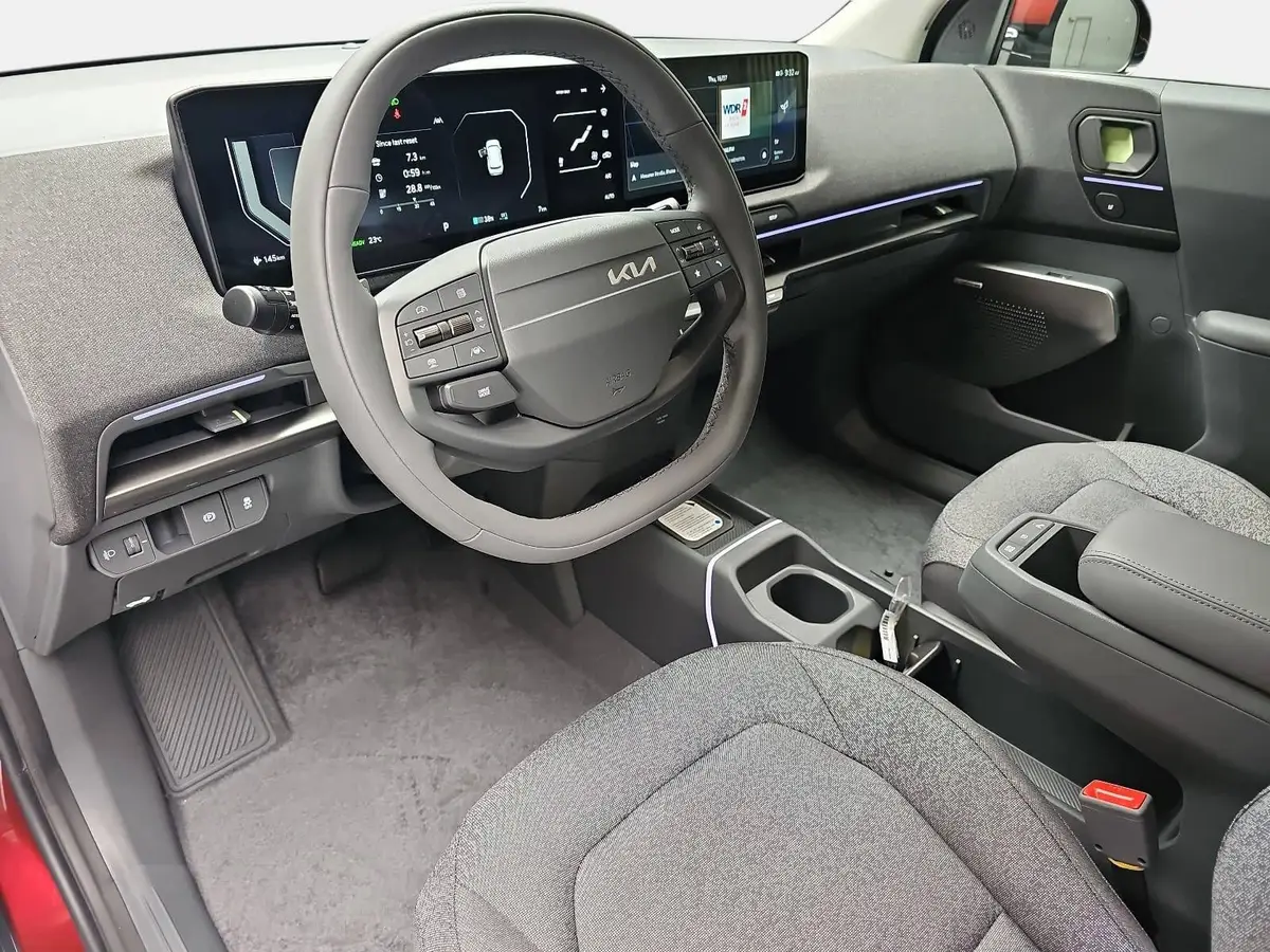 KIA EV2 61.0 KWH EARTH MJ27 4SITZE WINTER-CONNECT TECHN DRIVEWISE-PARK DESIGN