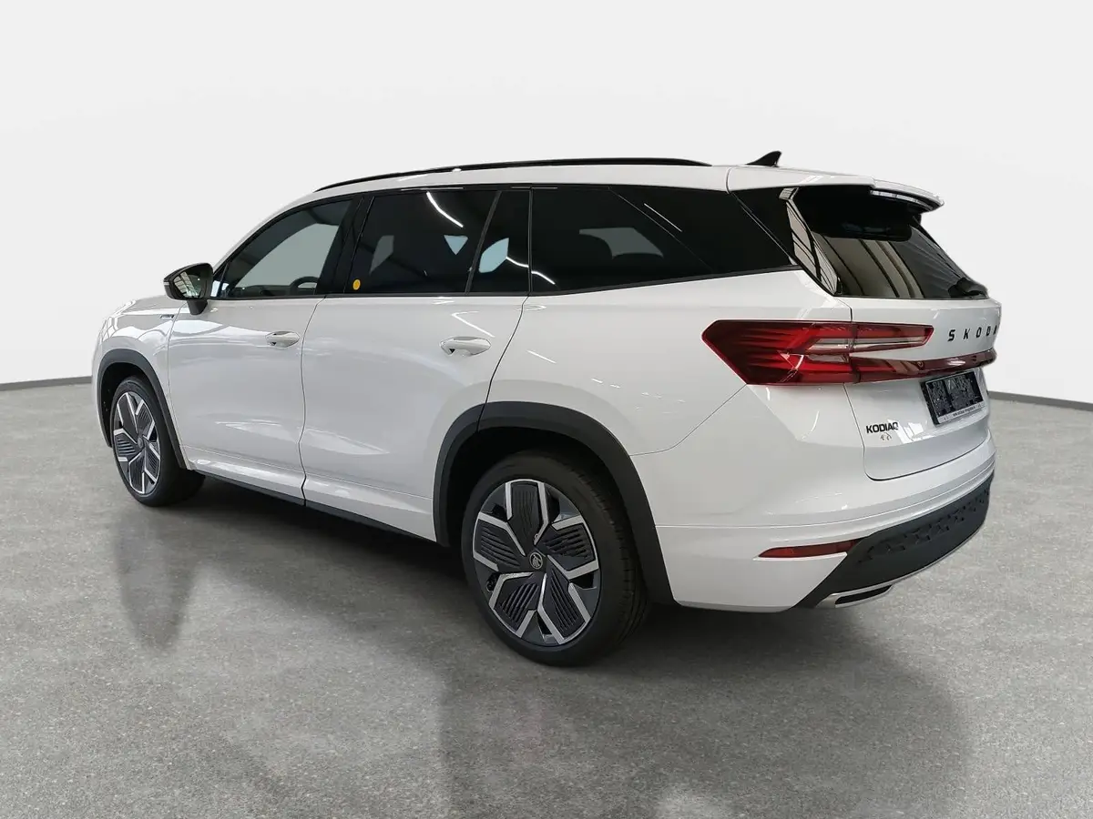 SKODA KODIAQ 1.5 TSI DSG SPORTLINE NAVI LED ACC PANO WINTER AHK