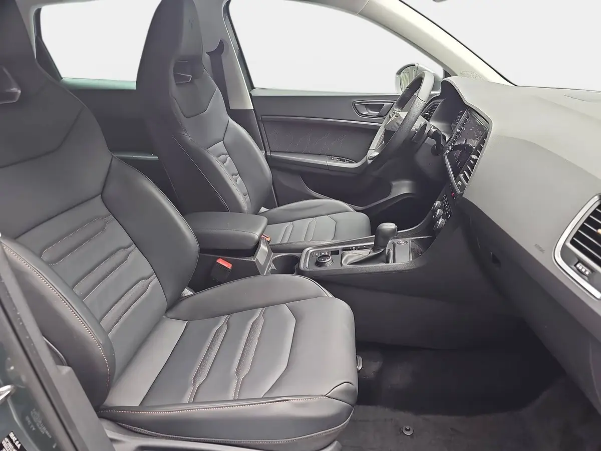 CUPRA ATECA 1.5 TSI DSG NAVI LED ACC LEDER KAMERA LM19