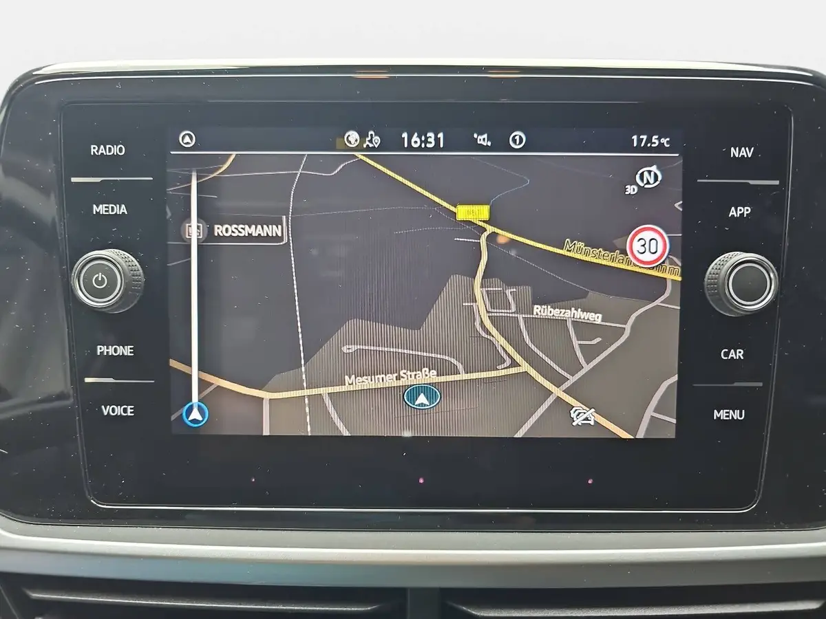 VW T-ROC 1.0 TSI LIFE NAVI LED ACC KAMERA LM17