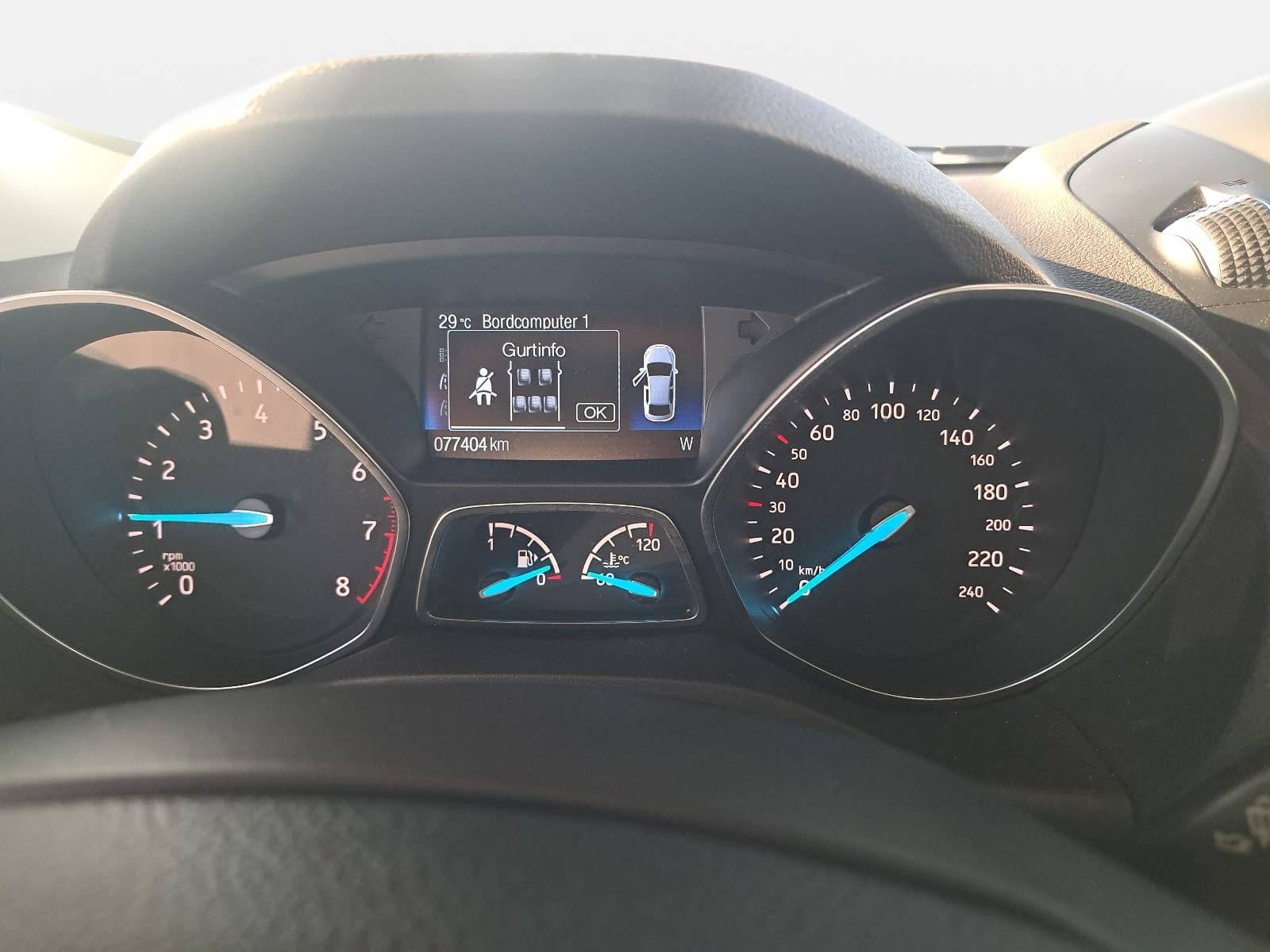 FORD KUGA 1.5 ECOBOOST 4X2 NAVI WINTER PDC LM17