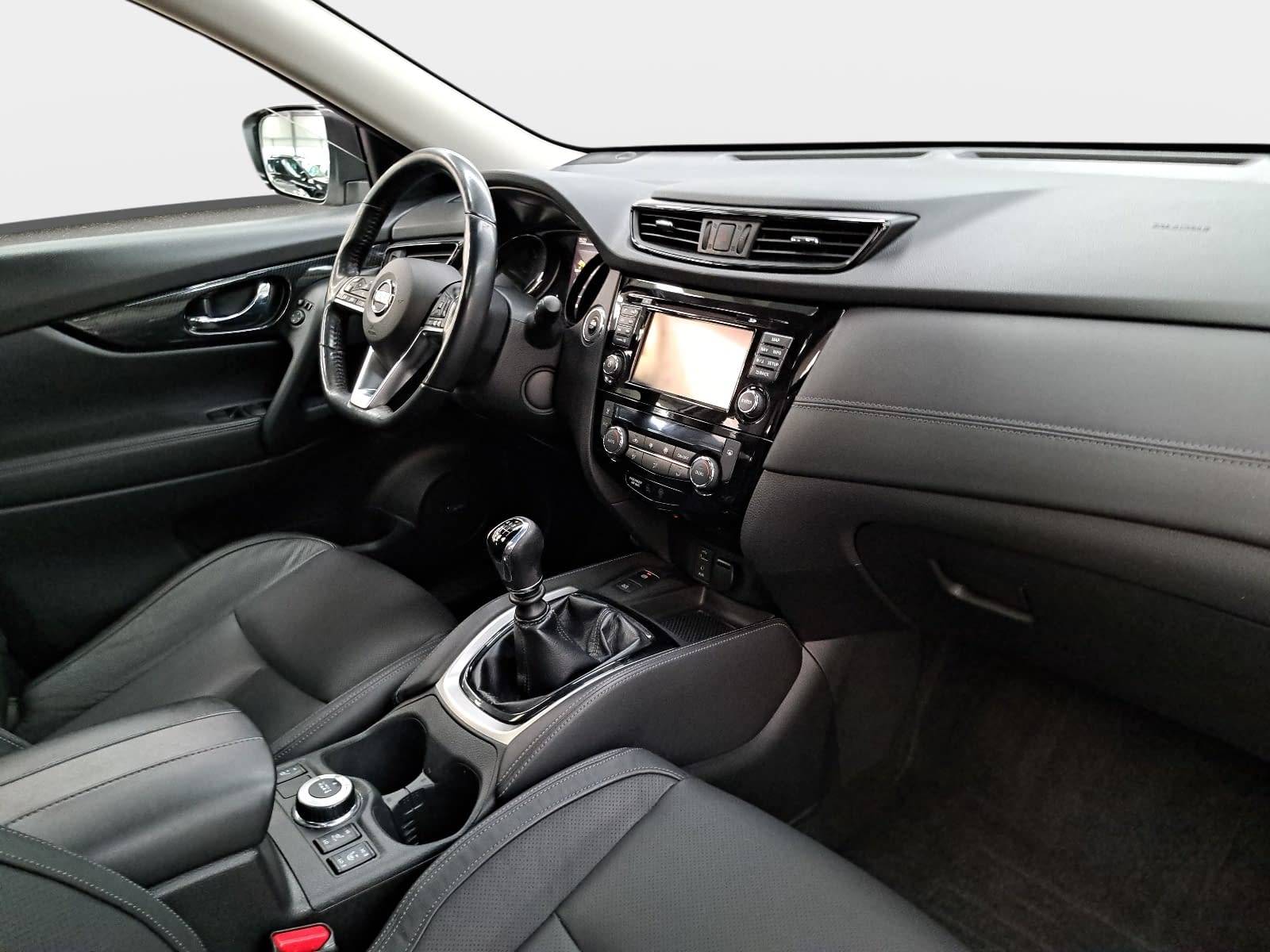 NISSAN X-TRAIL 1.7 DCI AHK TEKNA 4X4 STANDHEIZUNG