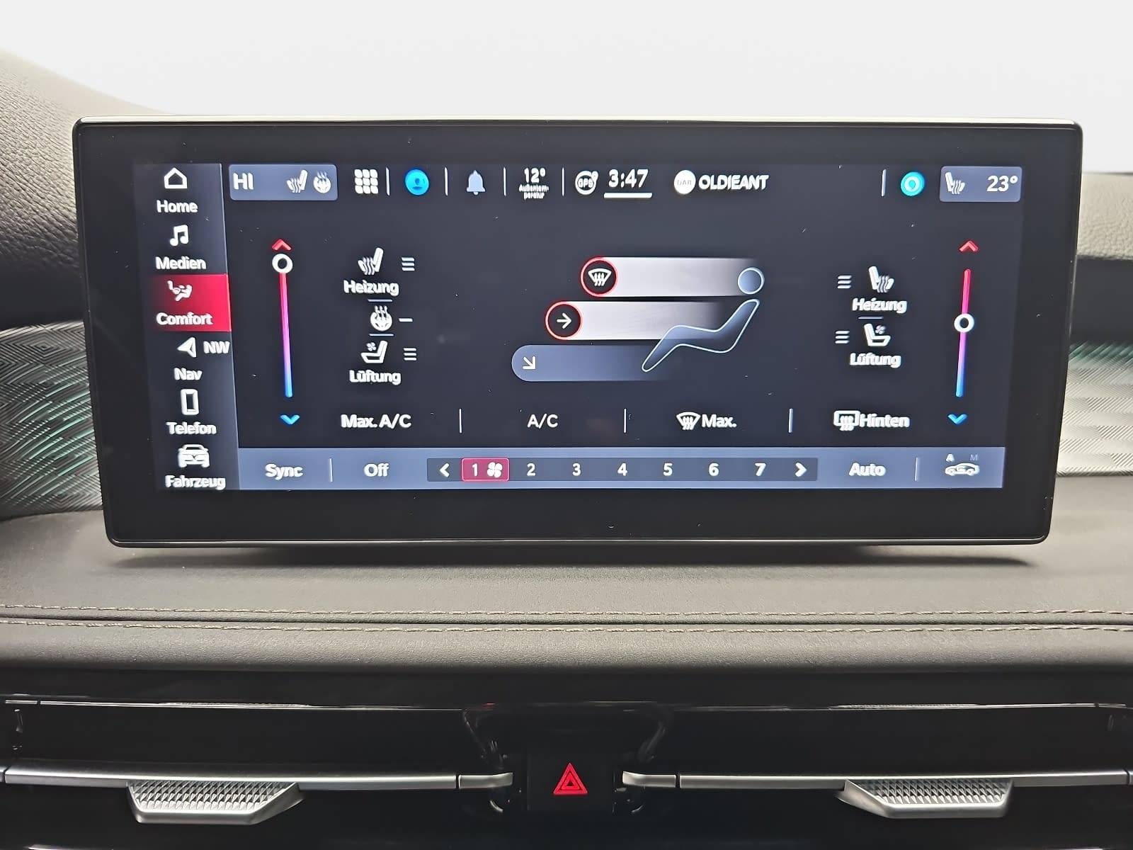 ALFA ROMEO TONALE 1.5T 48V-HYBRID SPECIALE NAVI LED LEDER H&K WINTER KAMERA LM20