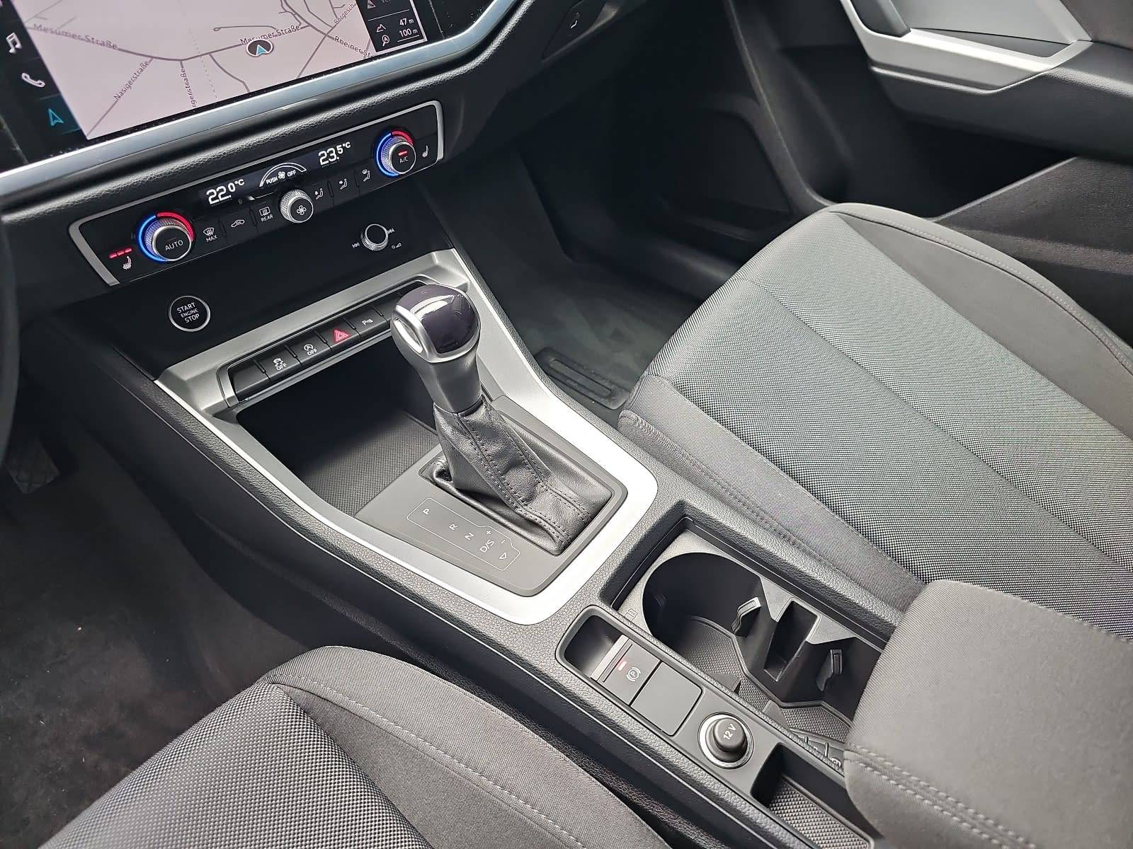 AUDI Q3 35 TFSI S-TRONIC S LINE LED KAMERA LM