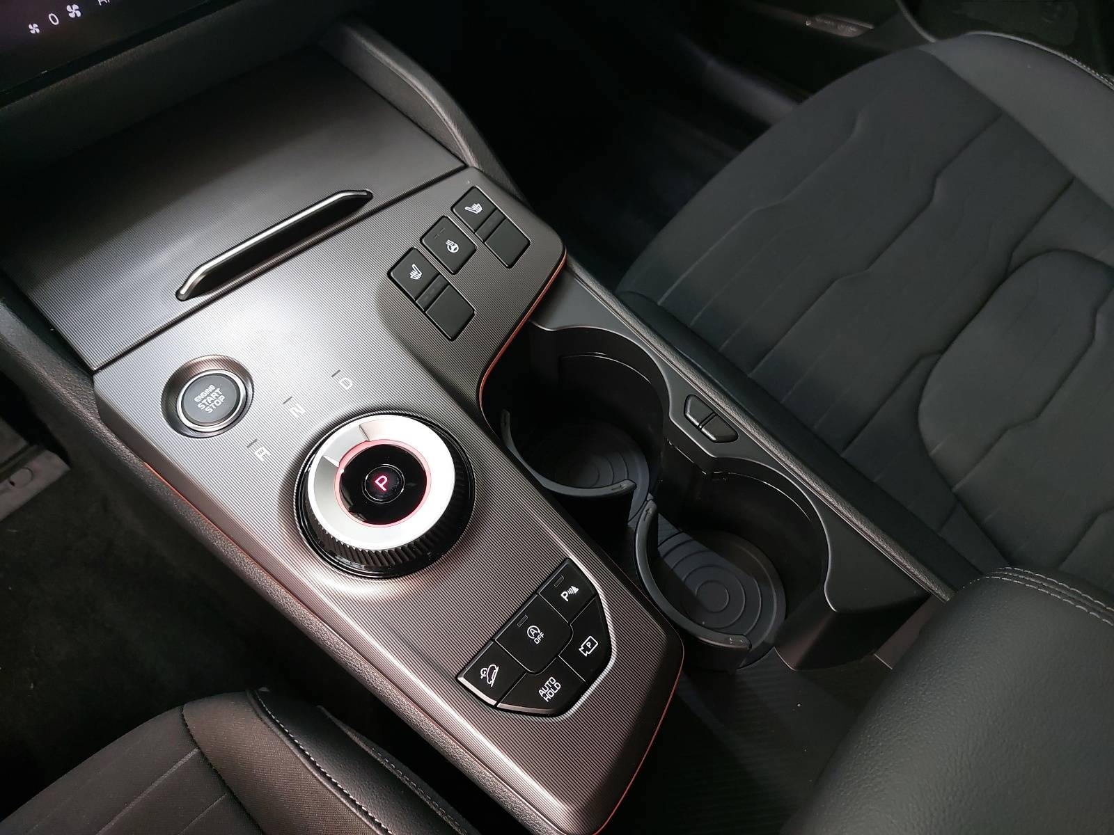 KIA SPORTAGE 1.6 CRDI 48V DCT 2WD SPIRIT MJ26 DRIVEWISE SOUND