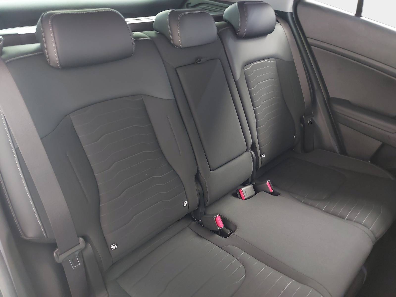 KIA SPORTAGE 1.6 CRDI 48V DCT 2WD SPIRIT MJ26 DRIVEWISE SOUND