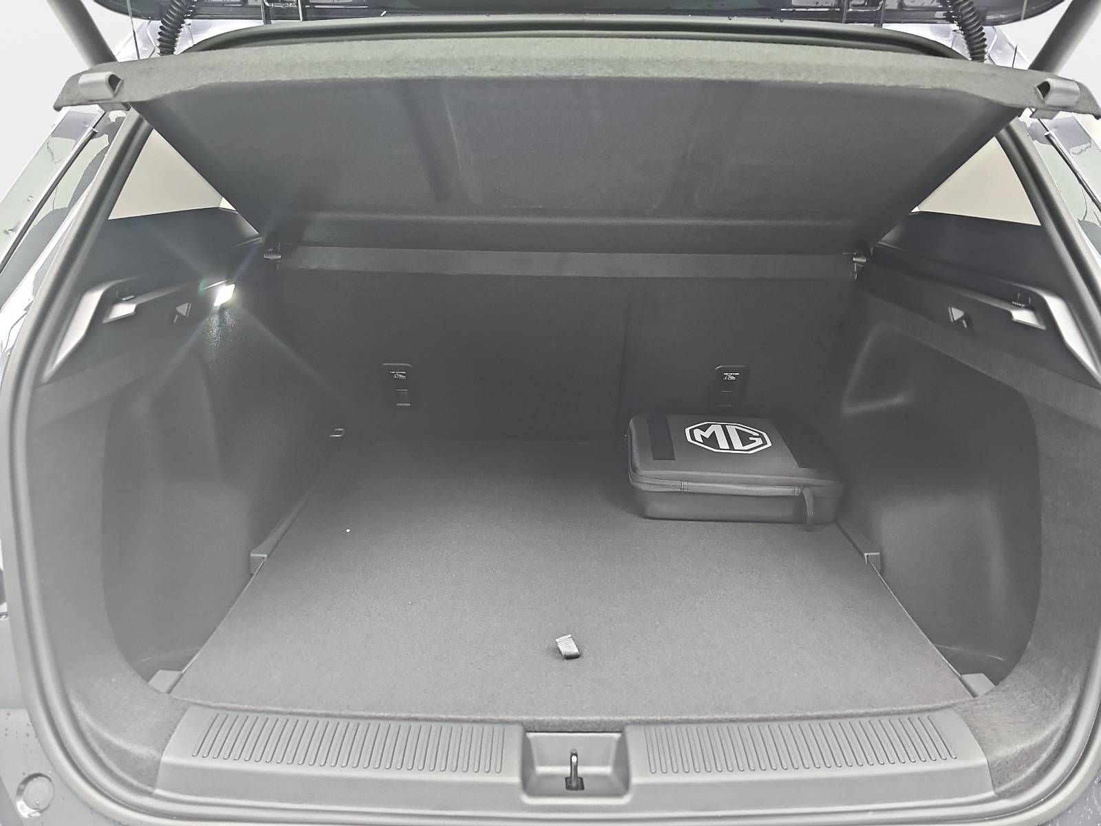 MG S5 EV 64 KWH MY25 LUXURY