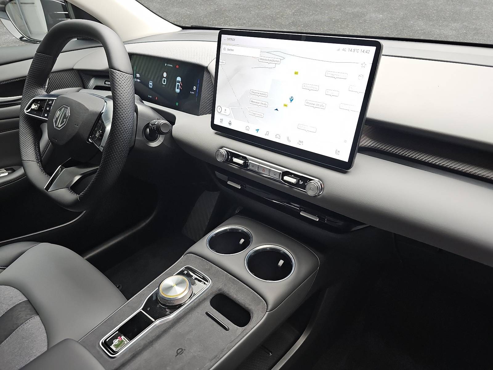 MG S5 EV 64 KWH MY25 LUXURY