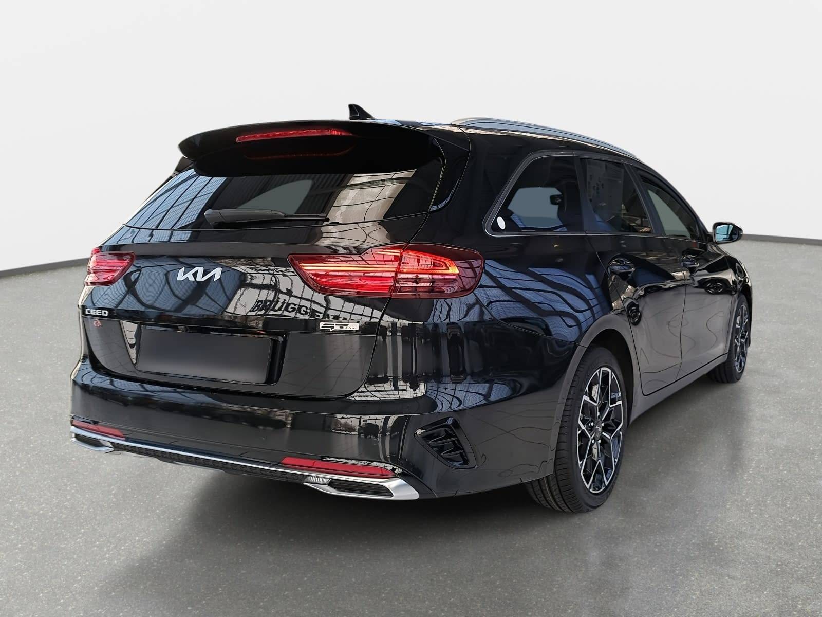 KIA CEED SW 1.5 T-GDI DCT7 GT-LINE