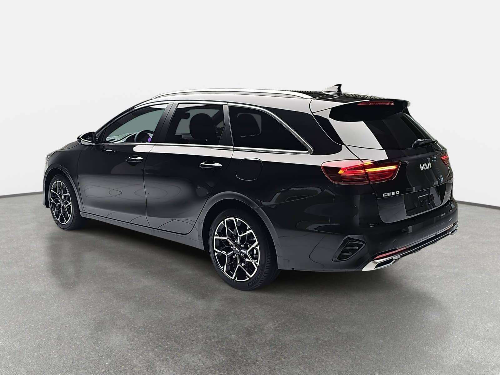 KIA CEED SW 1.5 T-GDI DCT7 GT-LINE