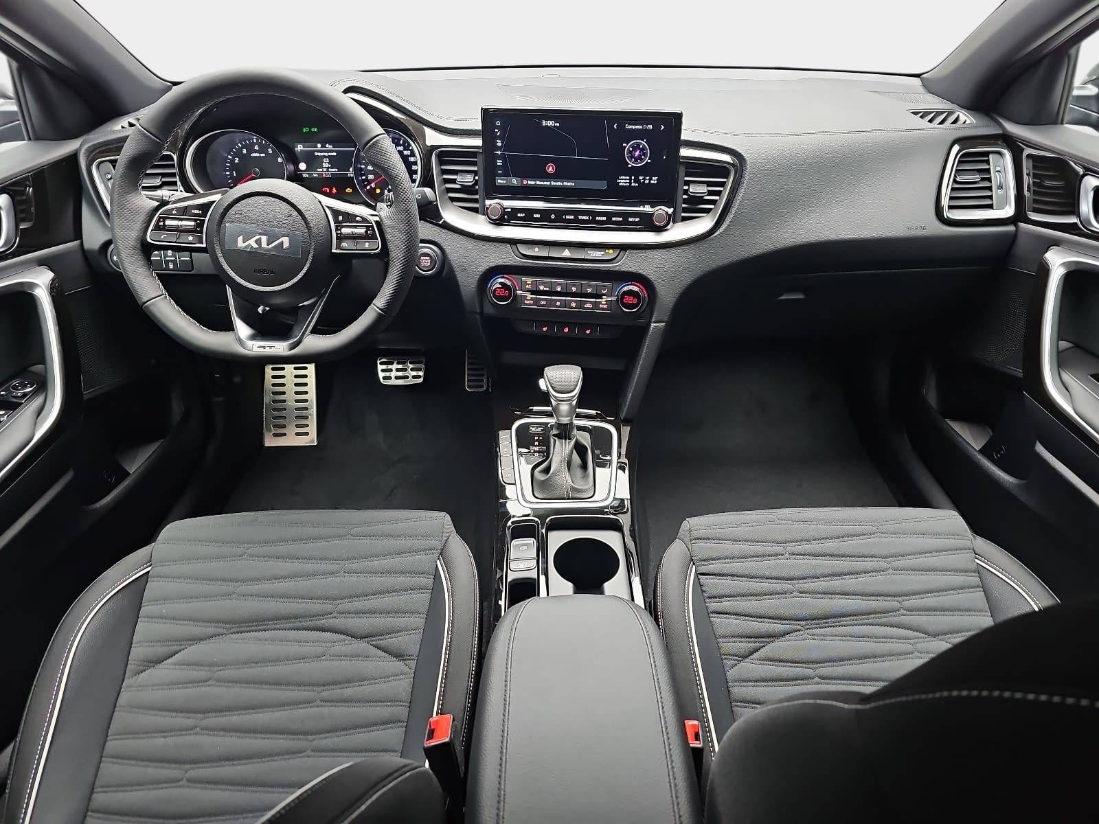 KIA CEED SW 1.5 T-GDI DCT7 GT-LINE