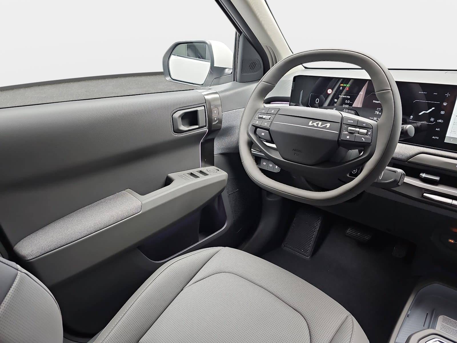 KIA EV3 81.4 KWH EARTH MJ26 WINTER BUSIN. UPGRADE DRIVEWISE-PARK DESIGN SOUND