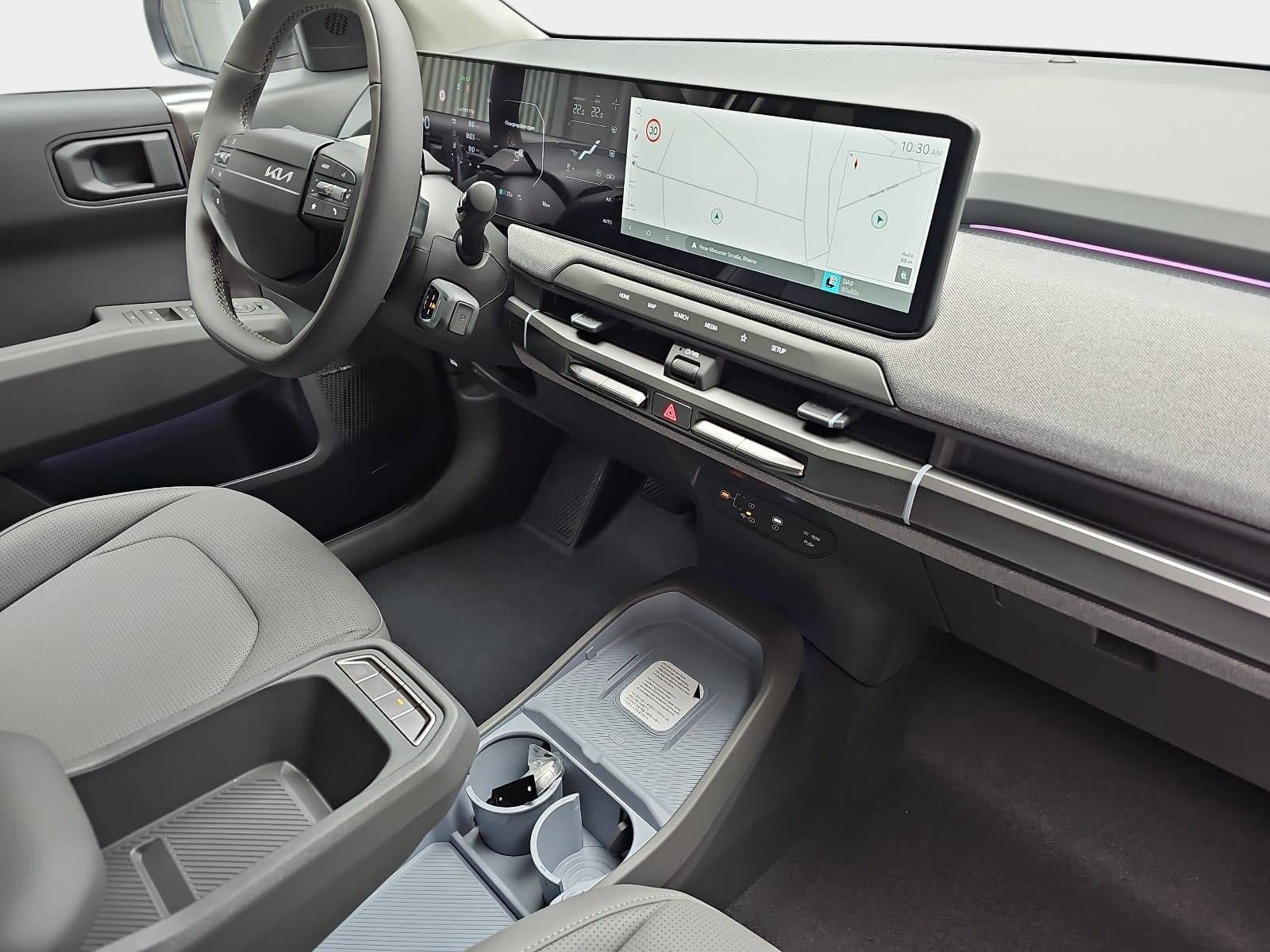 KIA EV3 81.4 KWH EARTH MJ26 WINTER BUSIN. UPGRADE DRIVEWISE-PARK DESIGN SOUND