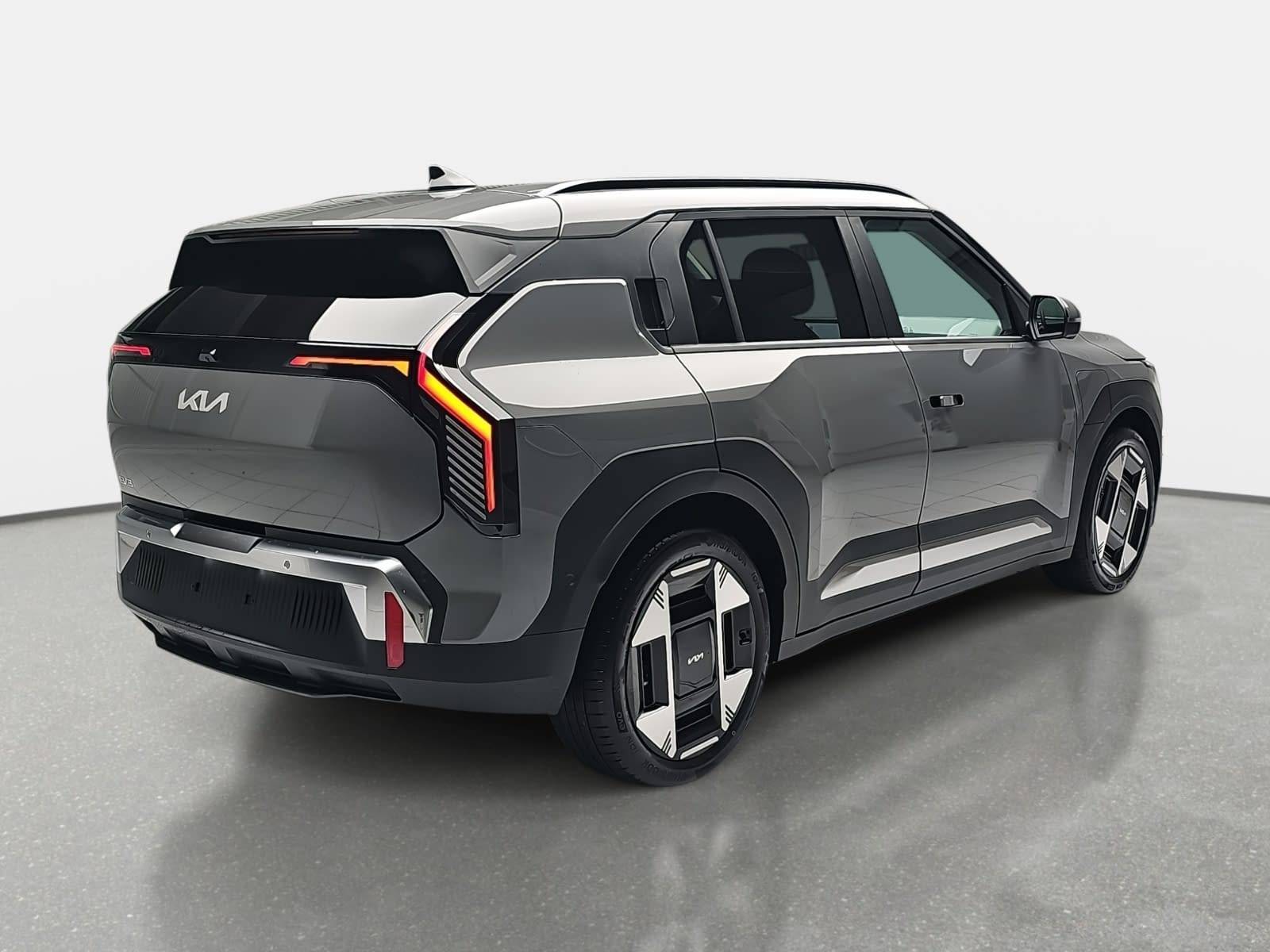 KIA EV3 81.4 KWH EARTH MJ26 WINTER BUSIN. UPGRADE DRIVEWISE-PARK DESIGN SOUND