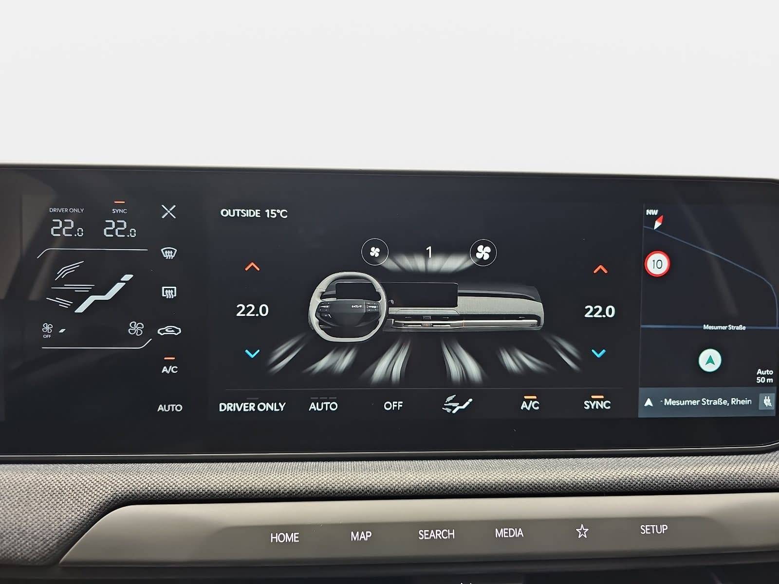 KIA EV3 81.4 KWH EARTH MJ26 WINTER BUSIN. UPGRADE DRIVEWISE-PARK DESIGN SOUND