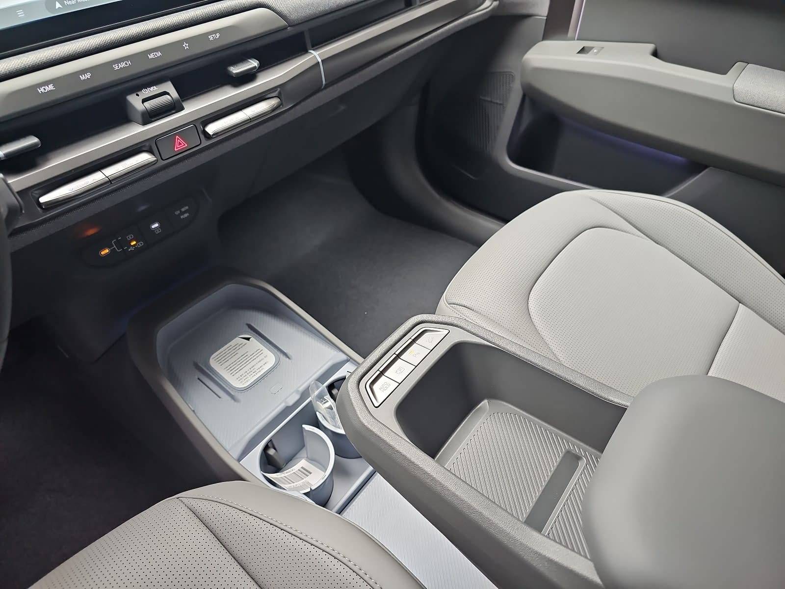 KIA EV3 81.4 KWH EARTH MJ26 WINTER BUSIN. UPGRADE DRIVEWISE-PARK DESIGN SOUND