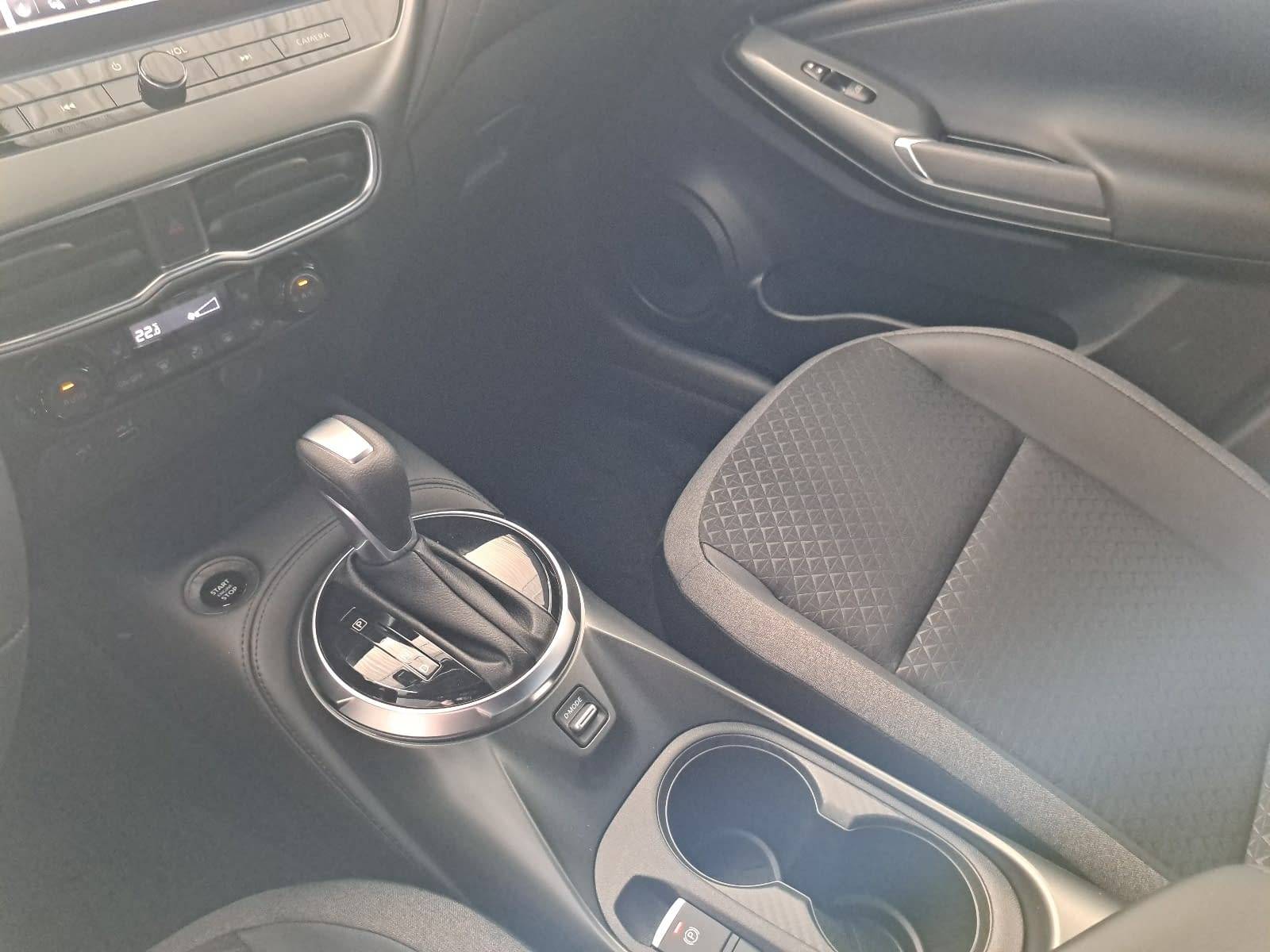 NISSAN JUKE 1.0 DIG-T 5T AUTO. N-CONNECTA NAVI WINTER