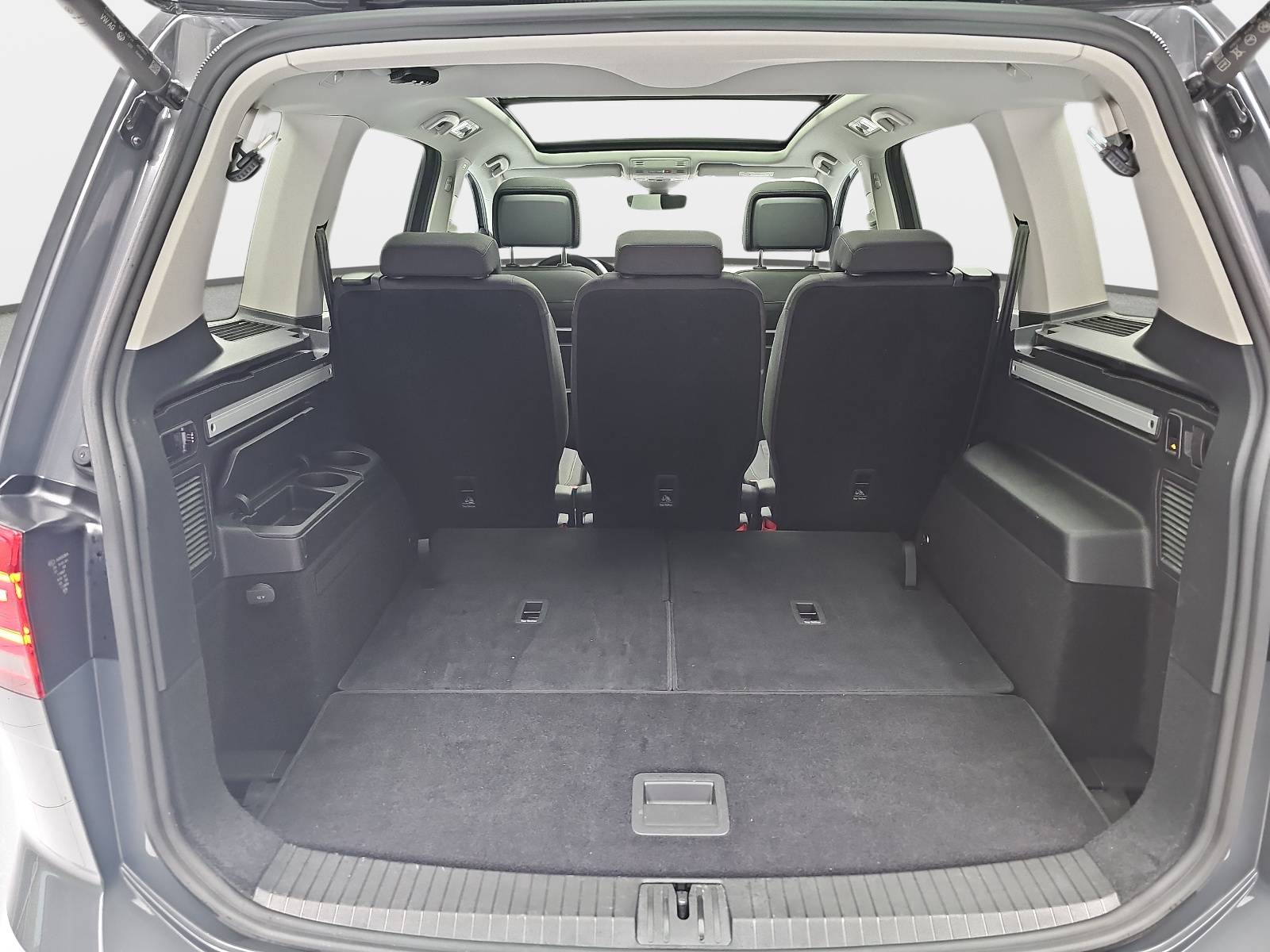 VW TOURAN 1.5 TSI DSG HIGHLINE R-LINE NAVI LED ACC PANO KAME