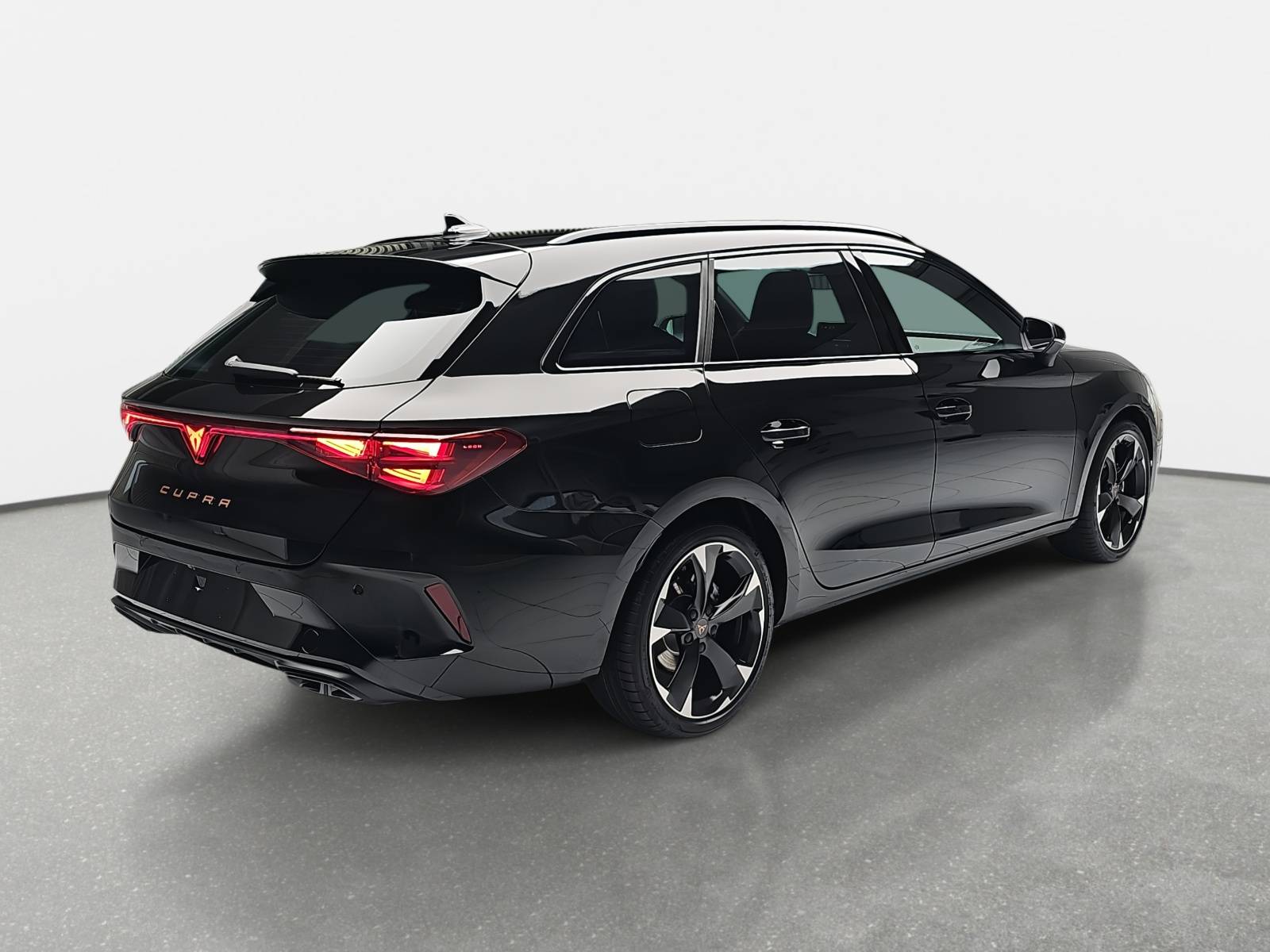 CUPRA LEON ST 1.5 ETSI DSG LED KLIMAAUTO ACC FULL-LINK EL.HECKKL