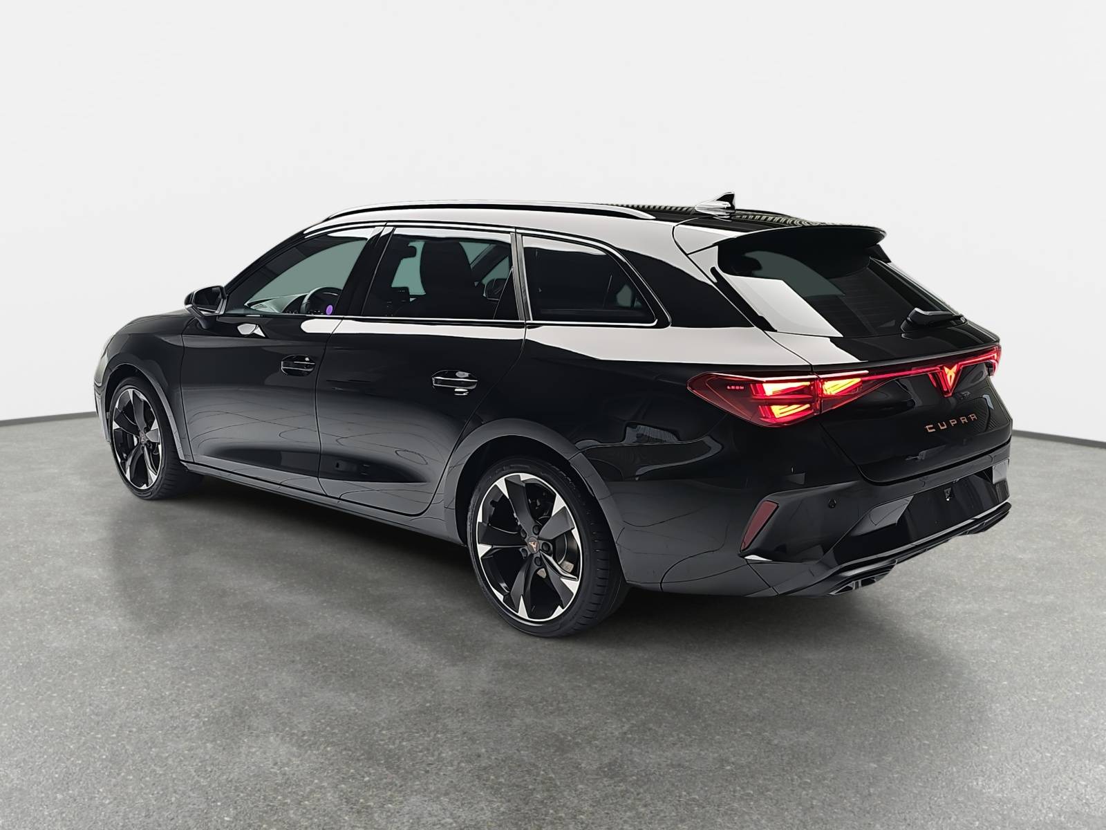 CUPRA LEON ST 1.5 ETSI DSG LED KLIMAAUTO ACC FULL-LINK EL.HECKKL