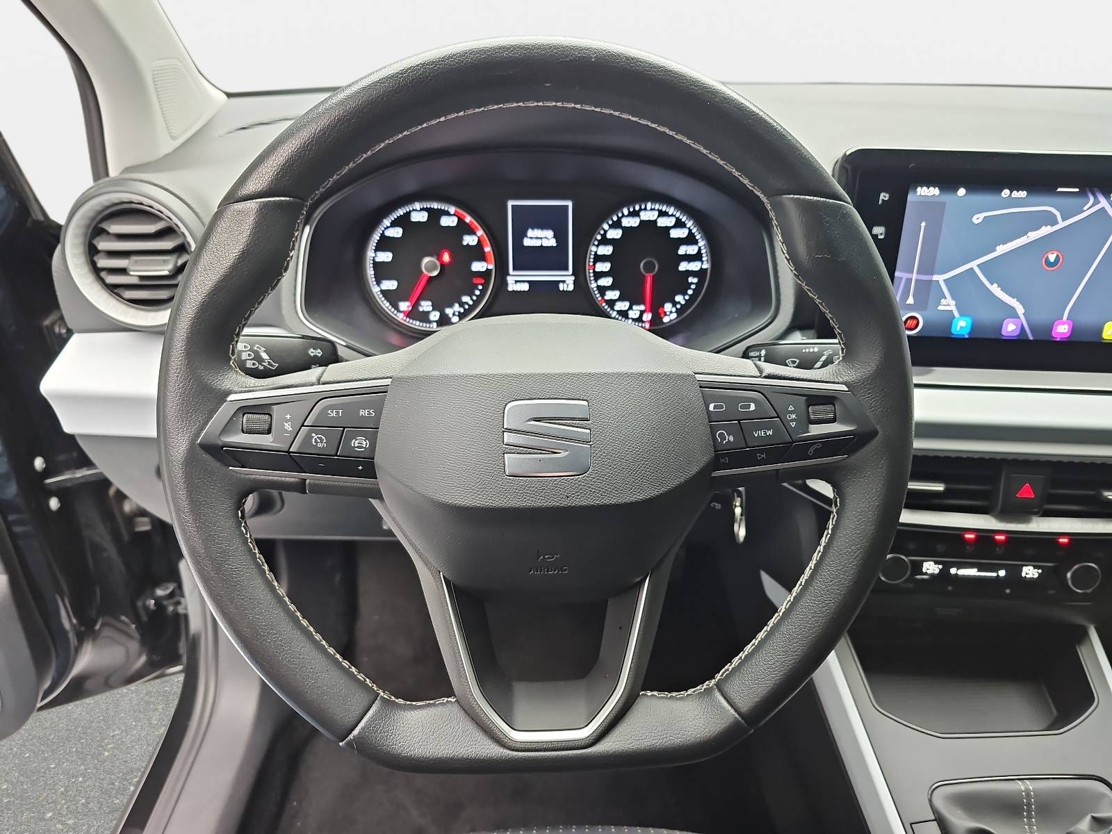 SEAT ARONA 1.0 TSI MOVE! NAVI LED KLIMAAUTO FULL-LINK DAB LM