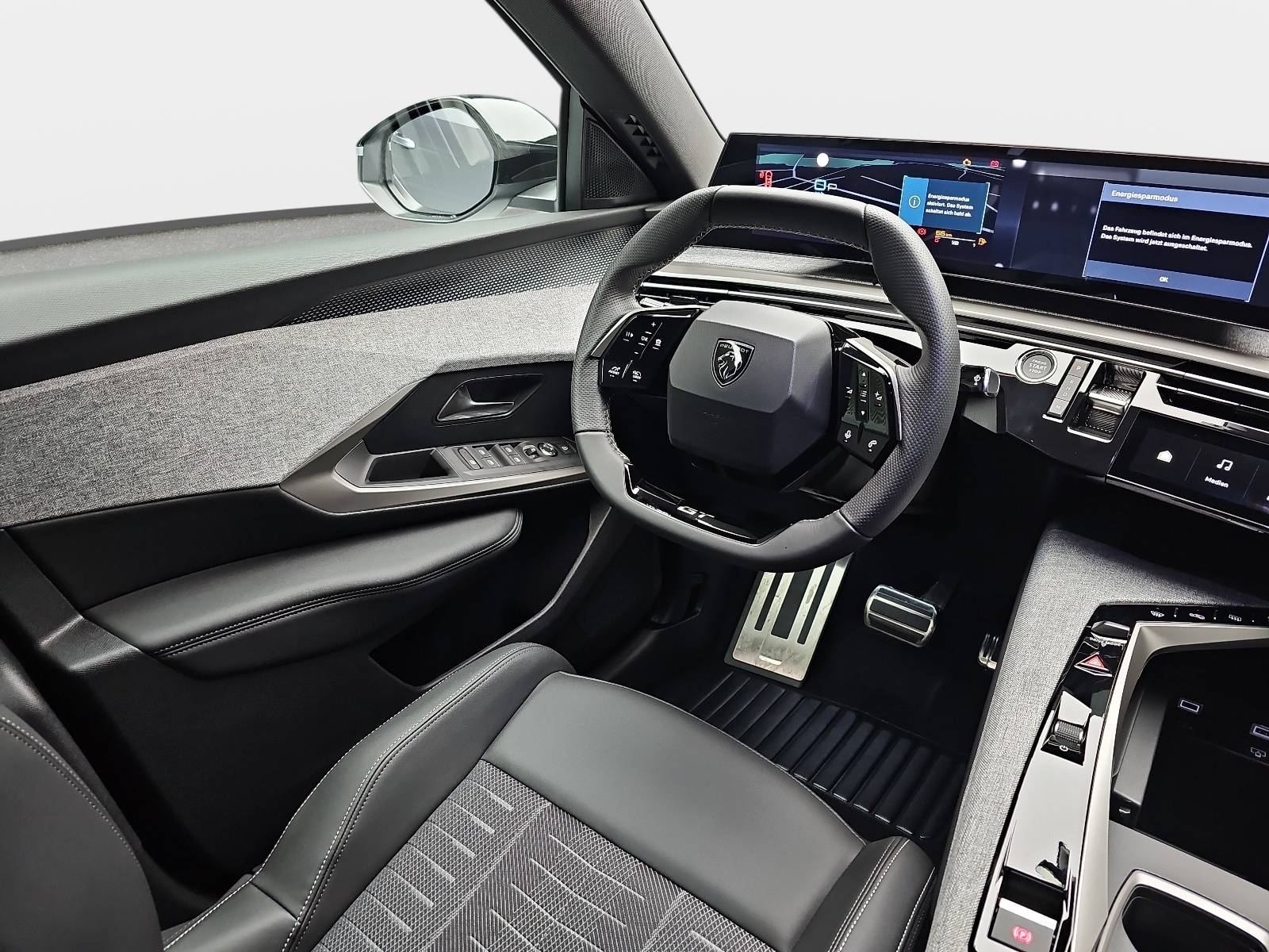 PEUGEOT 3008 1.2 HYBRID 145 E-DSC6 GT NAVI KLIMA LED AHK LM19