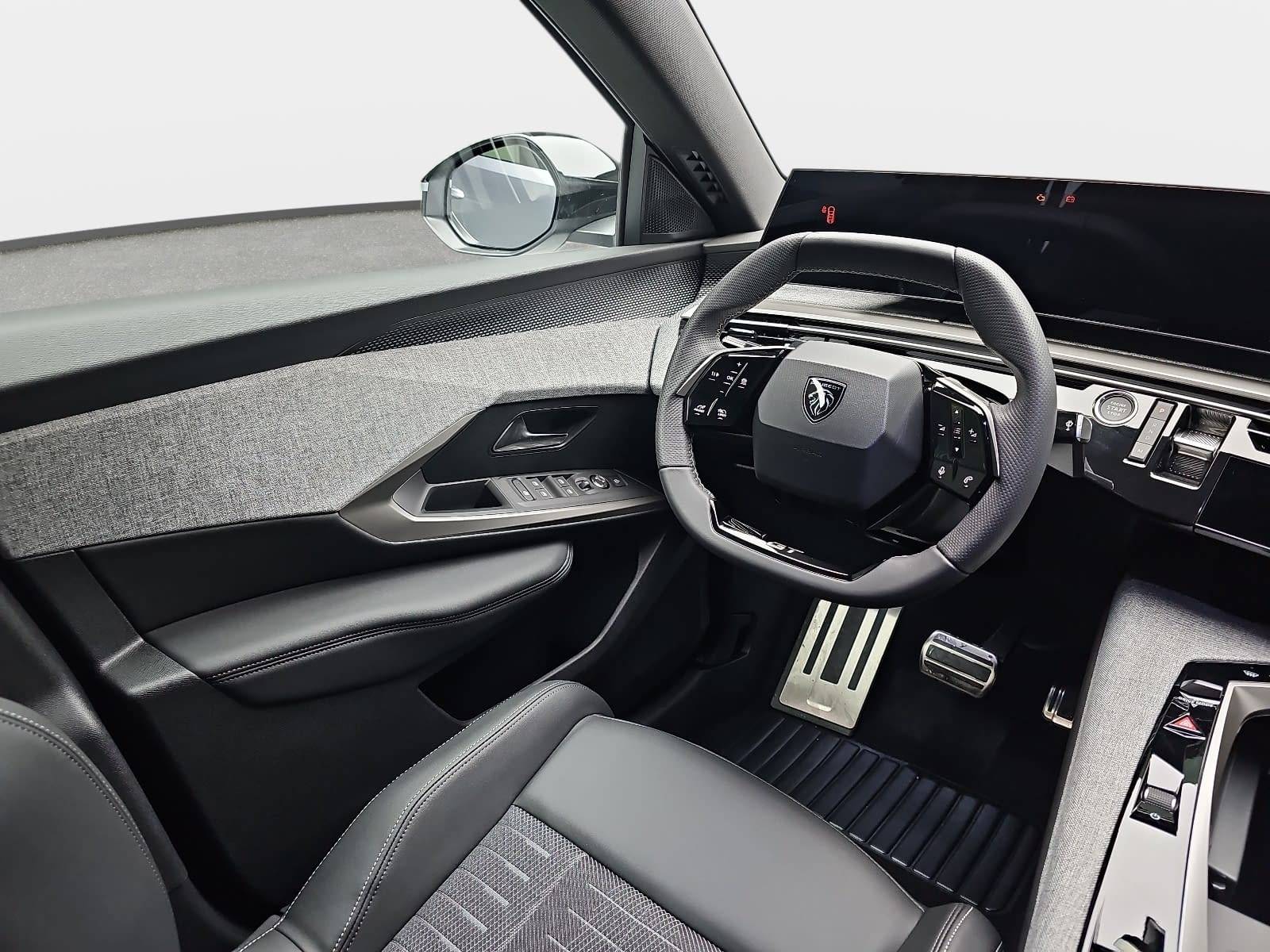 PEUGEOT 3008 1.2 HYBRID 145 E-DSC6 GT NAVI KLIMA LED AHK LM19