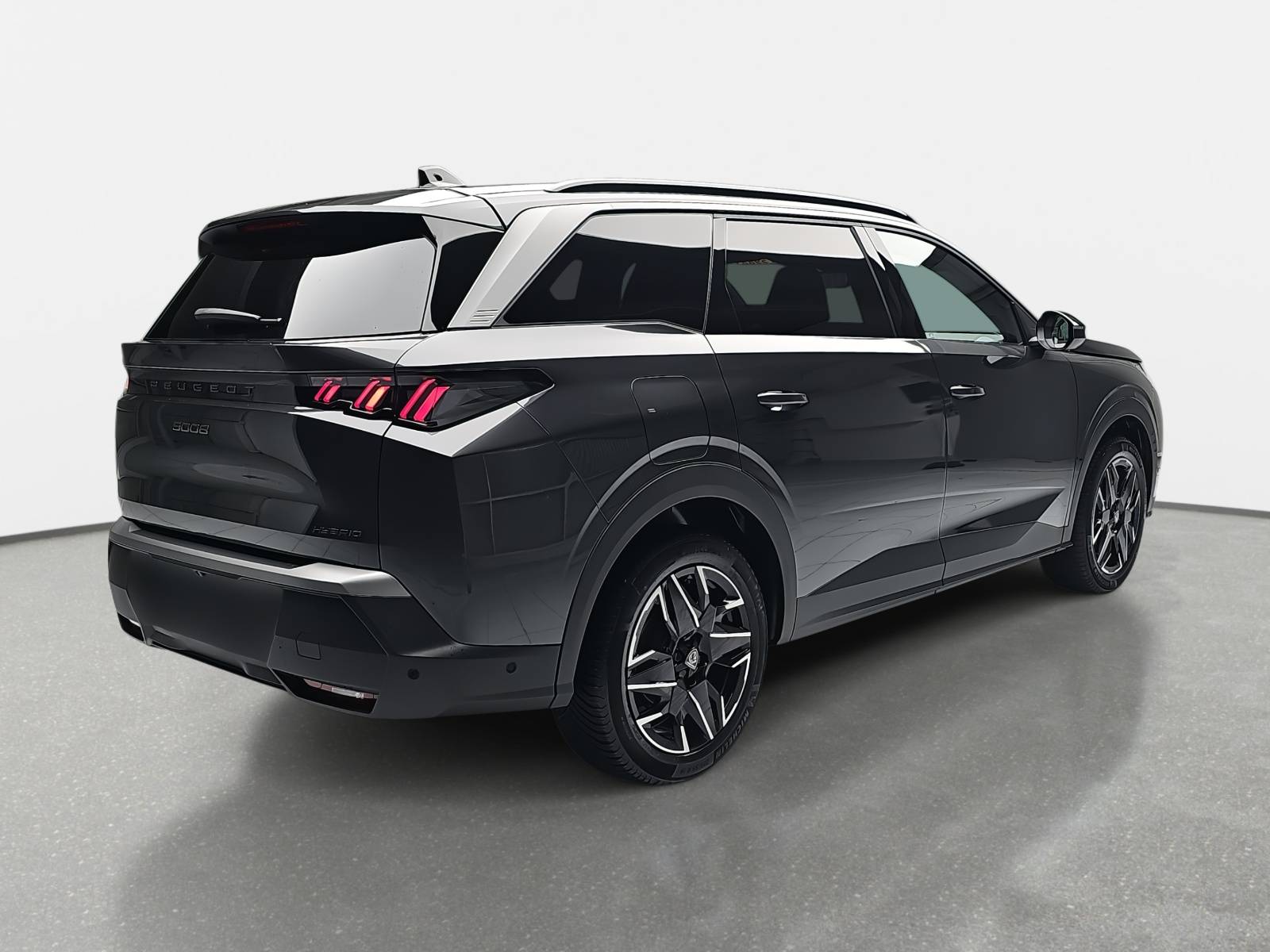 PEUGEOT 5008 1.2 HYBRID 145 E-DSC6 ALLURE KLIMA LED 7-S DAB 360