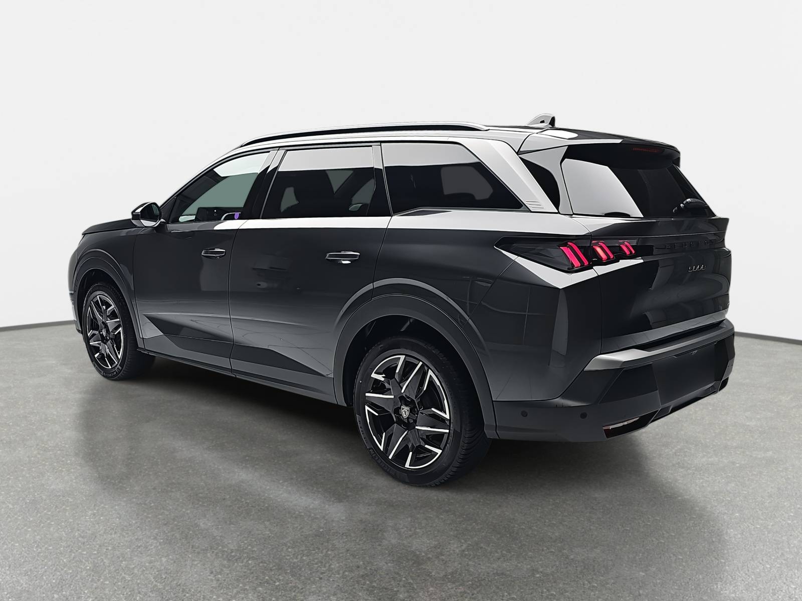 PEUGEOT 5008 1.2 HYBRID 145 E-DSC6 ALLURE KLIMA LED 7-S DAB 360