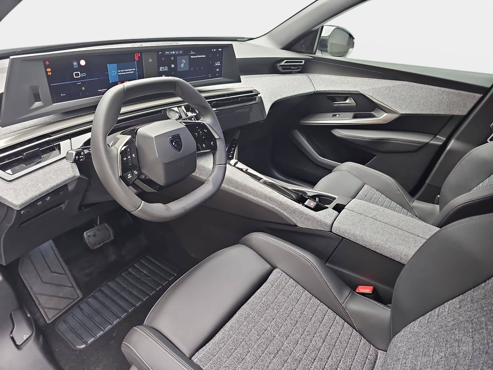 PEUGEOT 5008 1.2 HYBRID 145 E-DSC6 ALLURE KLIMA LED 7-S DAB 360