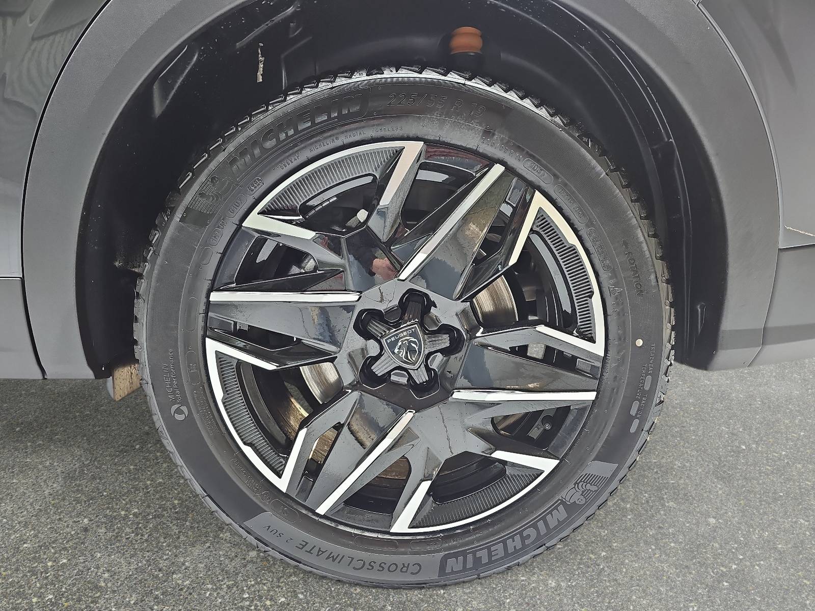 PEUGEOT 5008 1.2 HYBRID 145 E-DSC6 GT KLIMA LED 7-S DAB 360° AH