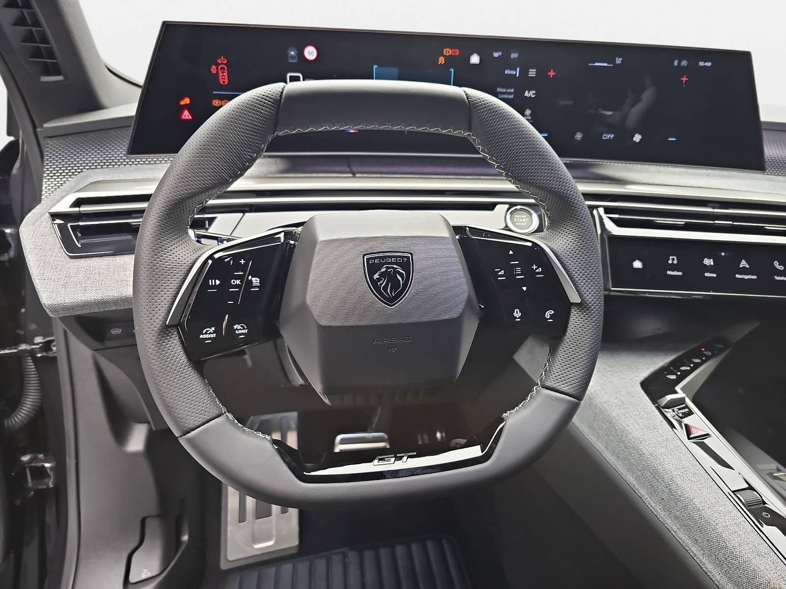 PEUGEOT 5008 1.2 HYBRID 145 E-DSC6 GT KLIMA LED 7-S DAB 360° AH