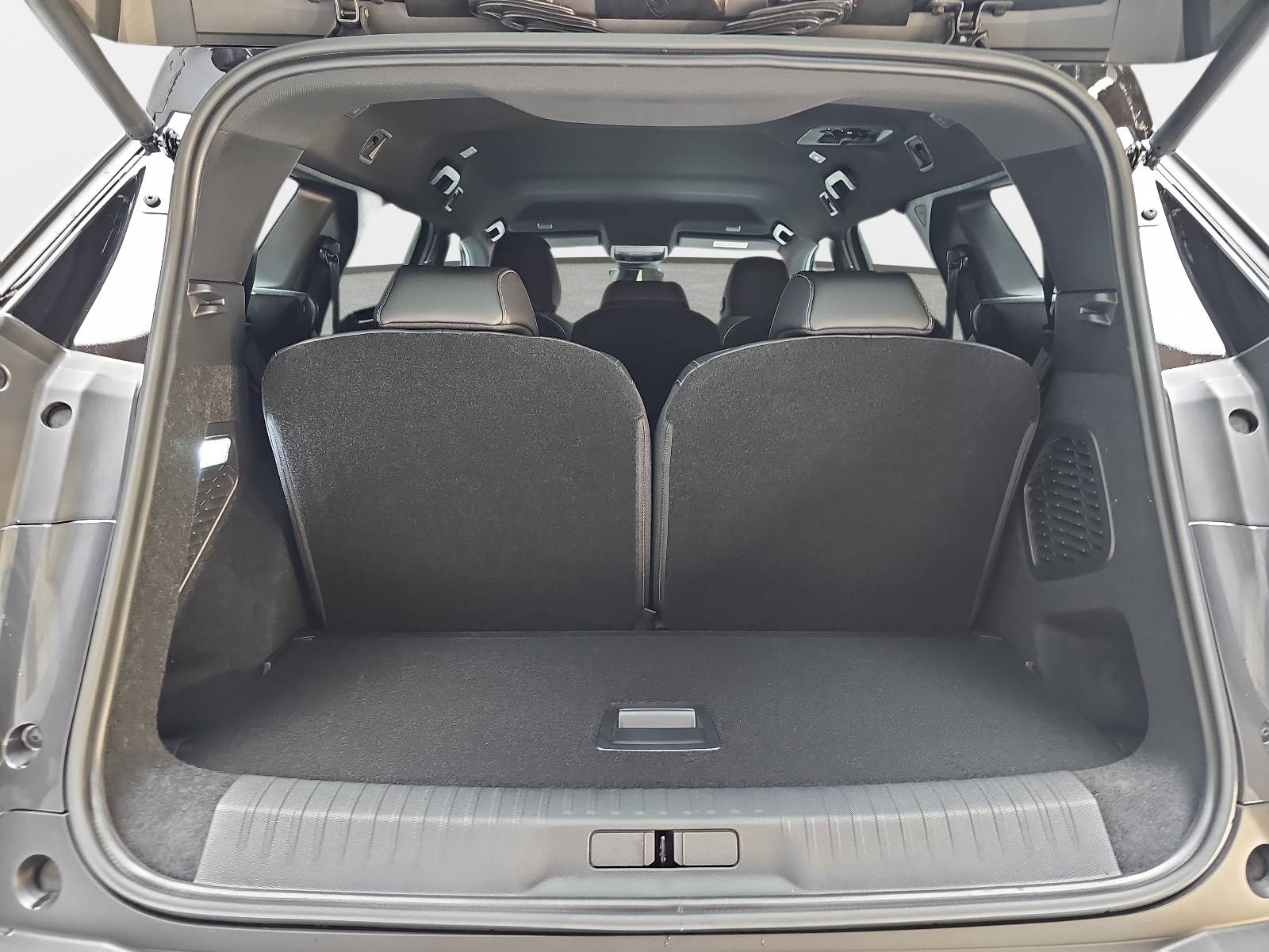 PEUGEOT 5008 1.2 HYBRID 145 E-DSC6 GT KLIMA LED 7-S DAB 360° AH