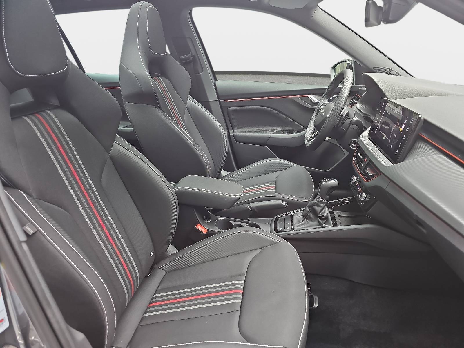 SKODA KAMIQ 1.5 TSI DSG MONTE CARLO NAVI MATRIX-LED PANO WINTE