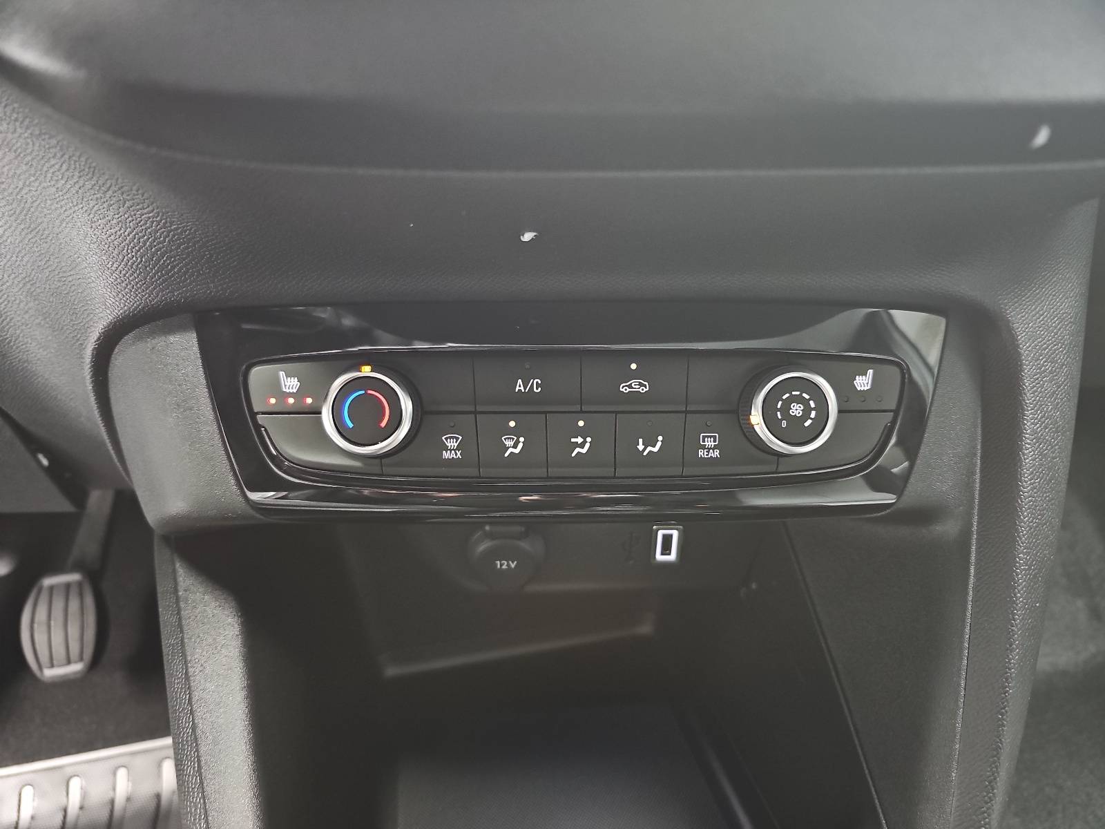 OPEL CORSA 1.2 TURBO EDITION KLIMA LED DAB GRA WINTER LM16