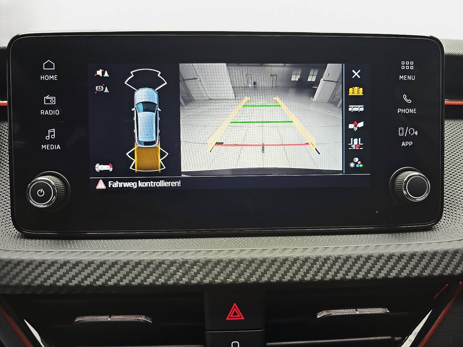 SKODA KAMIQ 1.0 TSI DSG MONTE CARLO LED PANORAMA WINTER KAMERA