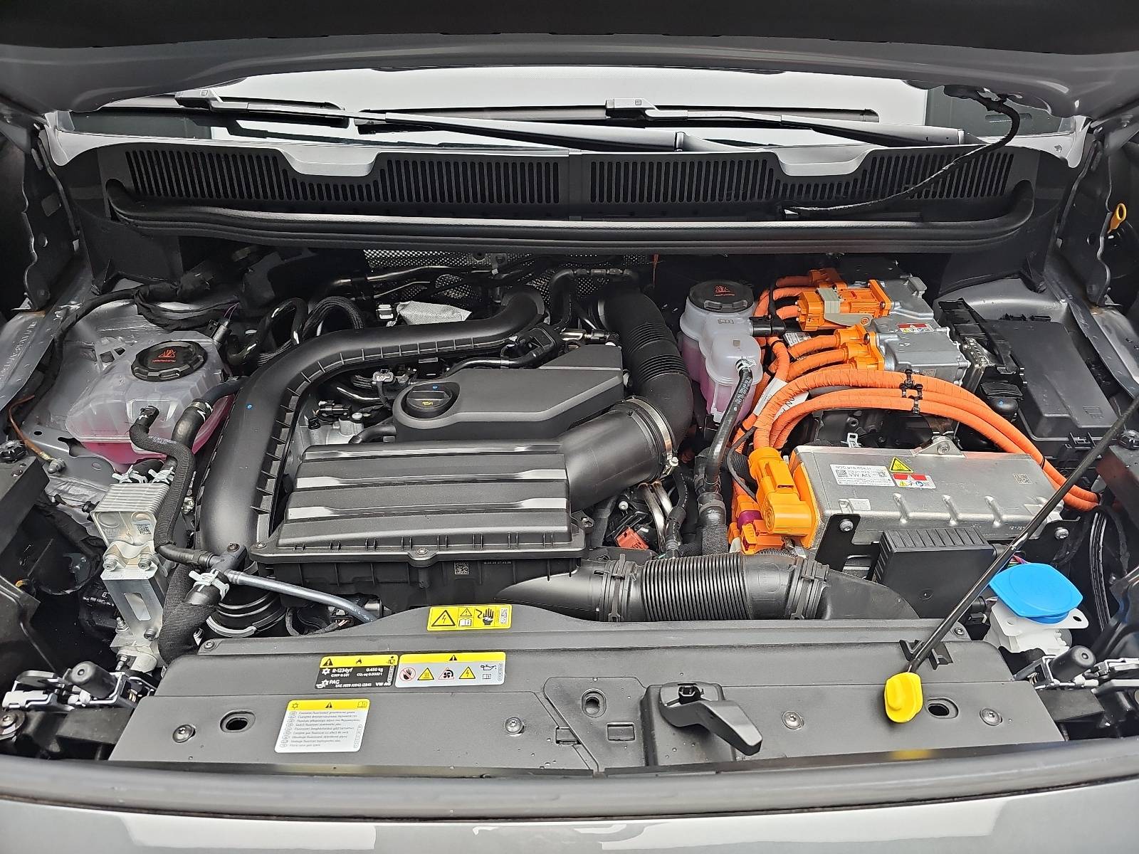 FORD TOURNEO CONNECT 1.5 EB AUTO. PHEV L2 GRAND TITANIUM NAVI LED KLIMA