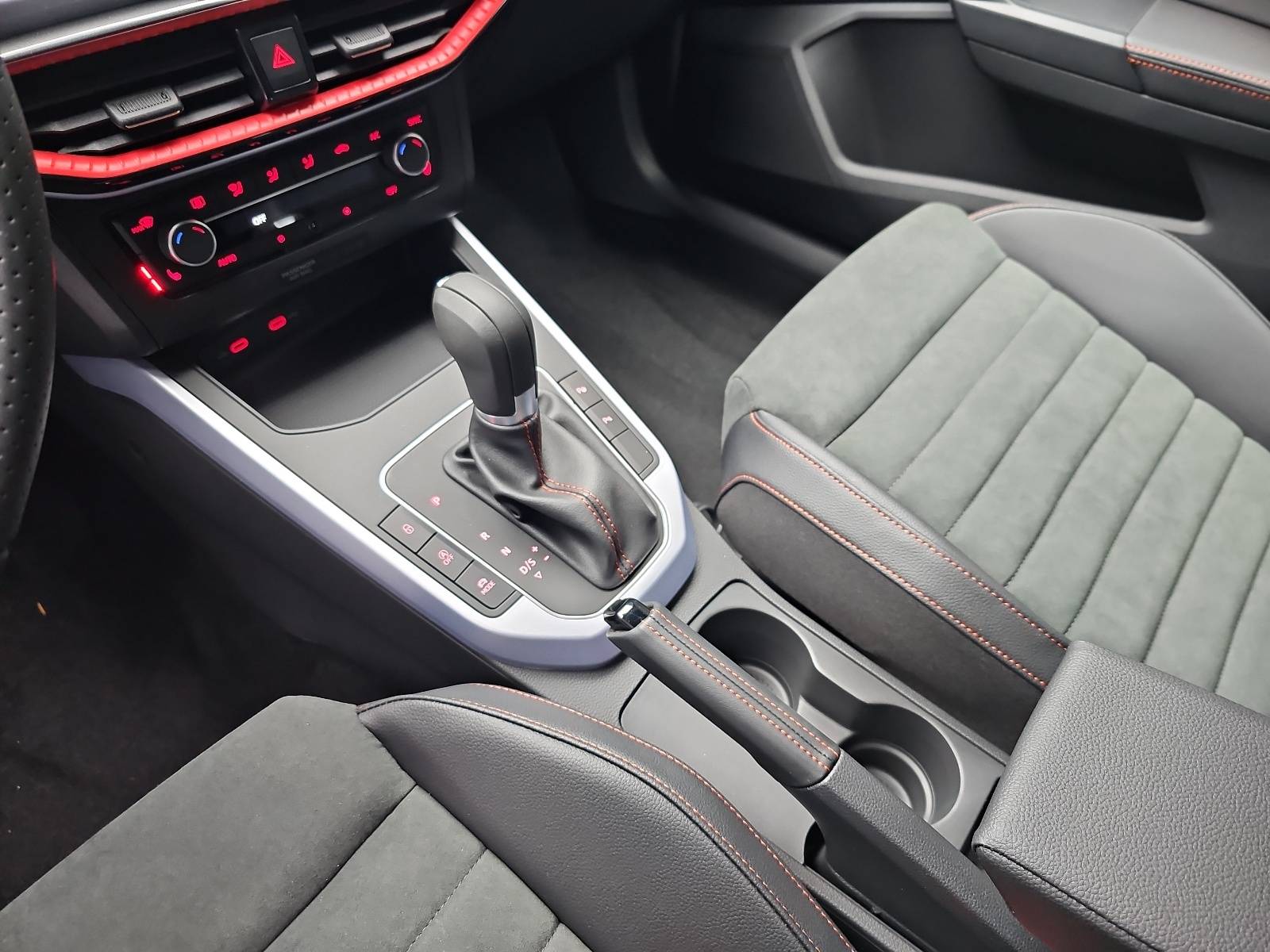 SEAT ARONA 1,0 TSI DSG FR LED AUDIO DINAMICA P-ASSIST WINTER 