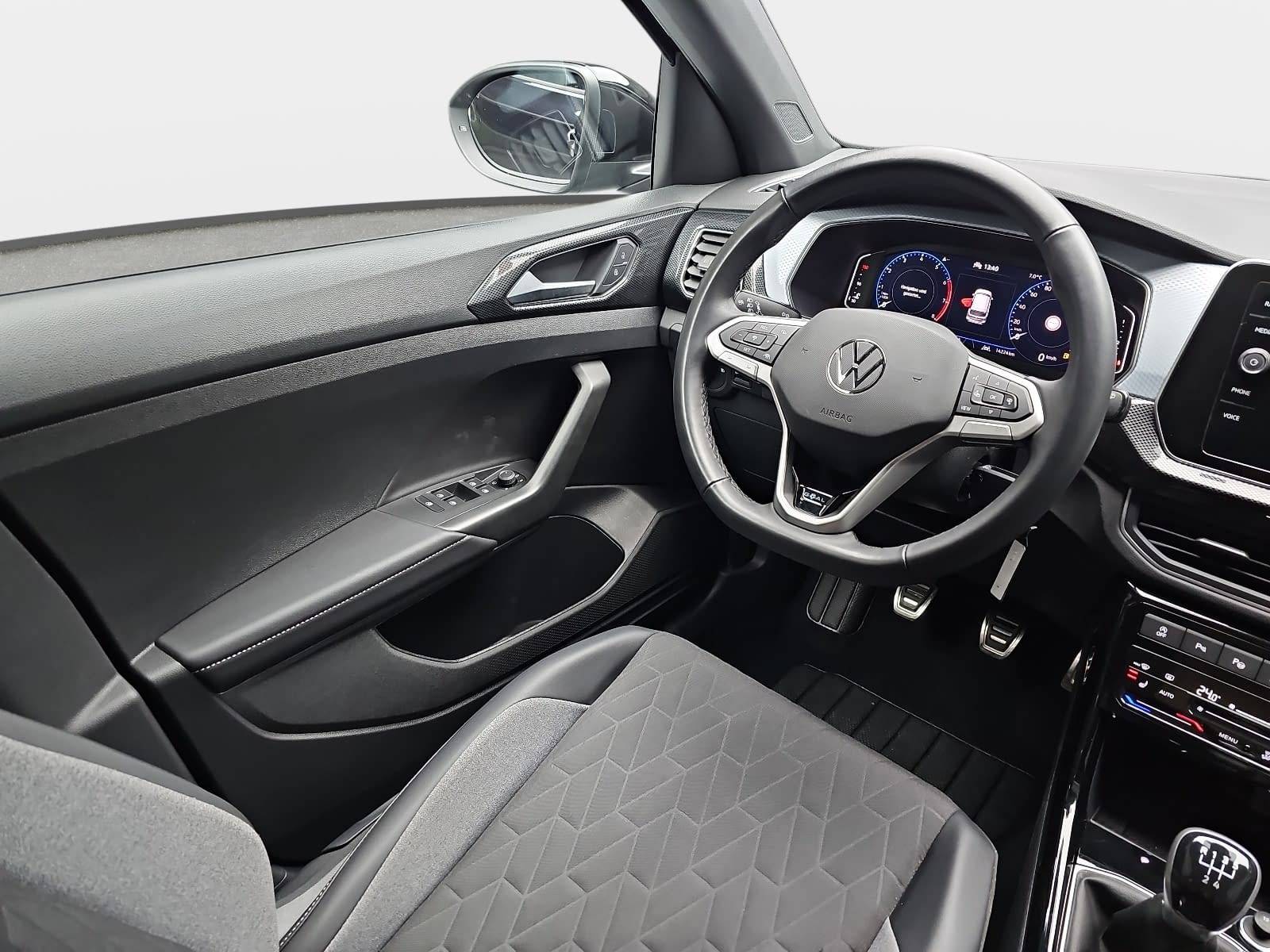 VW T-CROSS 1.0 TSI GOAL NAVI LED KLIMAAUTO ACC P-ASSIST WINTE