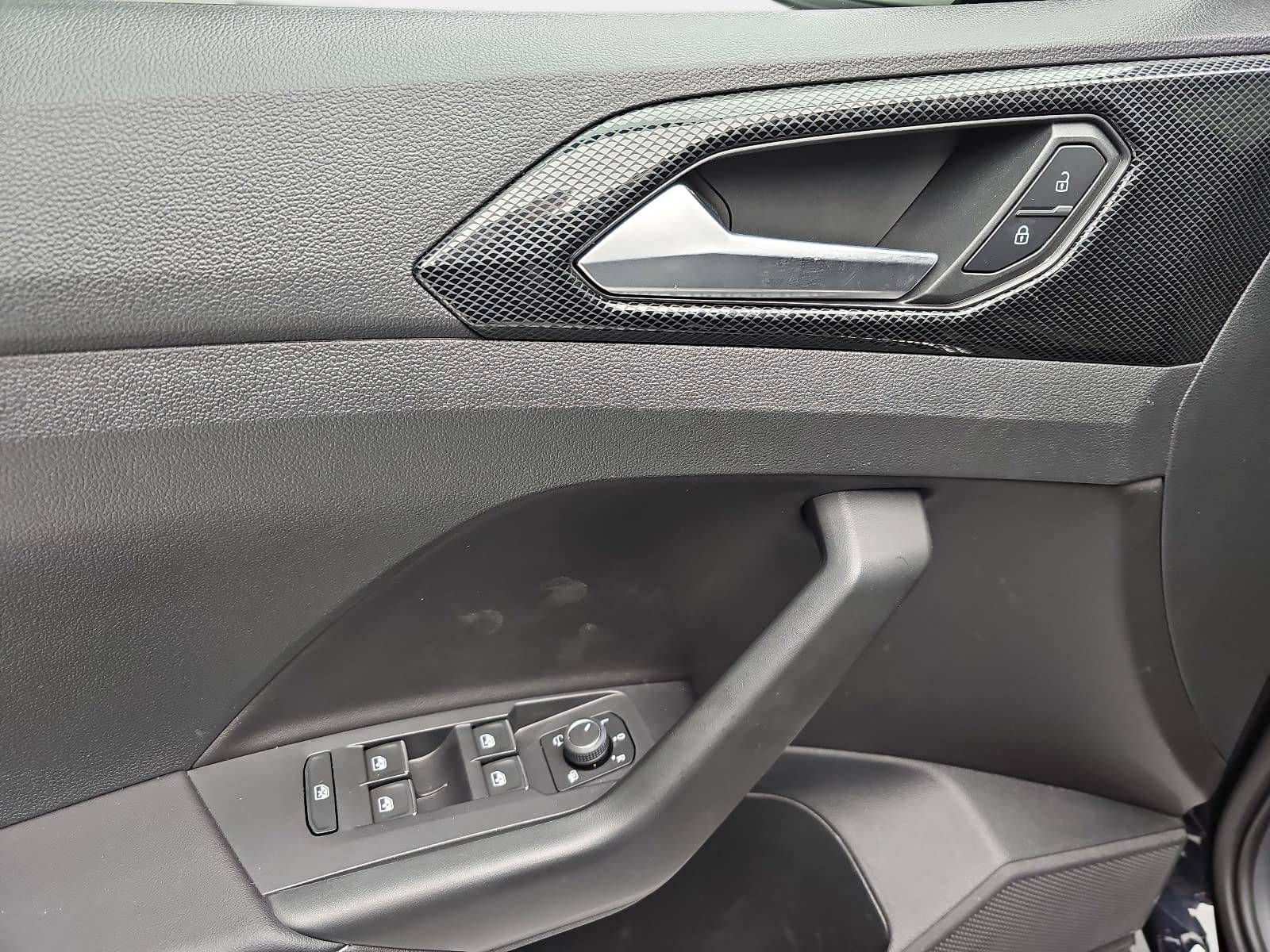 VW T-CROSS 1.0 TSI GOAL NAVI LED KLIMAAUTO ACC P-ASSIST WINTE