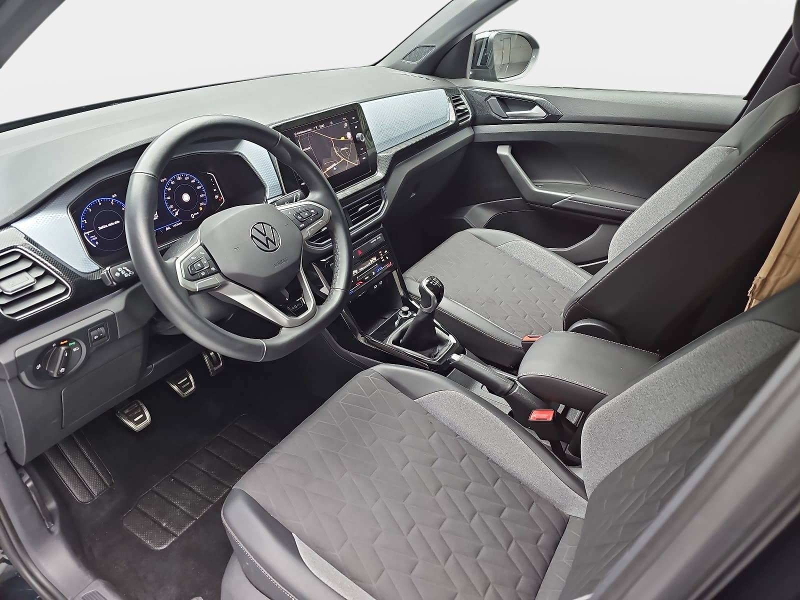 VW T-CROSS 1.0 TSI GOAL NAVI LED KLIMAAUTO ACC P-ASSIST WINTE