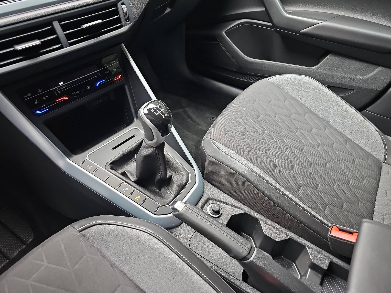 VW TAIGO 1.0 TSI GOAL NAVI LED ACC WINTER SICHT SPURP. P-A