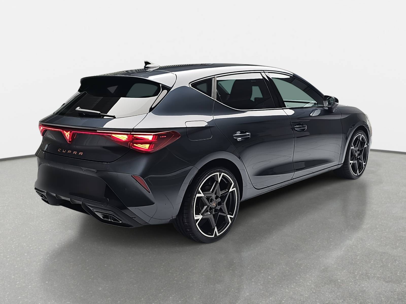 CUPRA LEON 1.5 ETSI DSG LED ACC DCC FULL-LINK WINTER PDC KAME