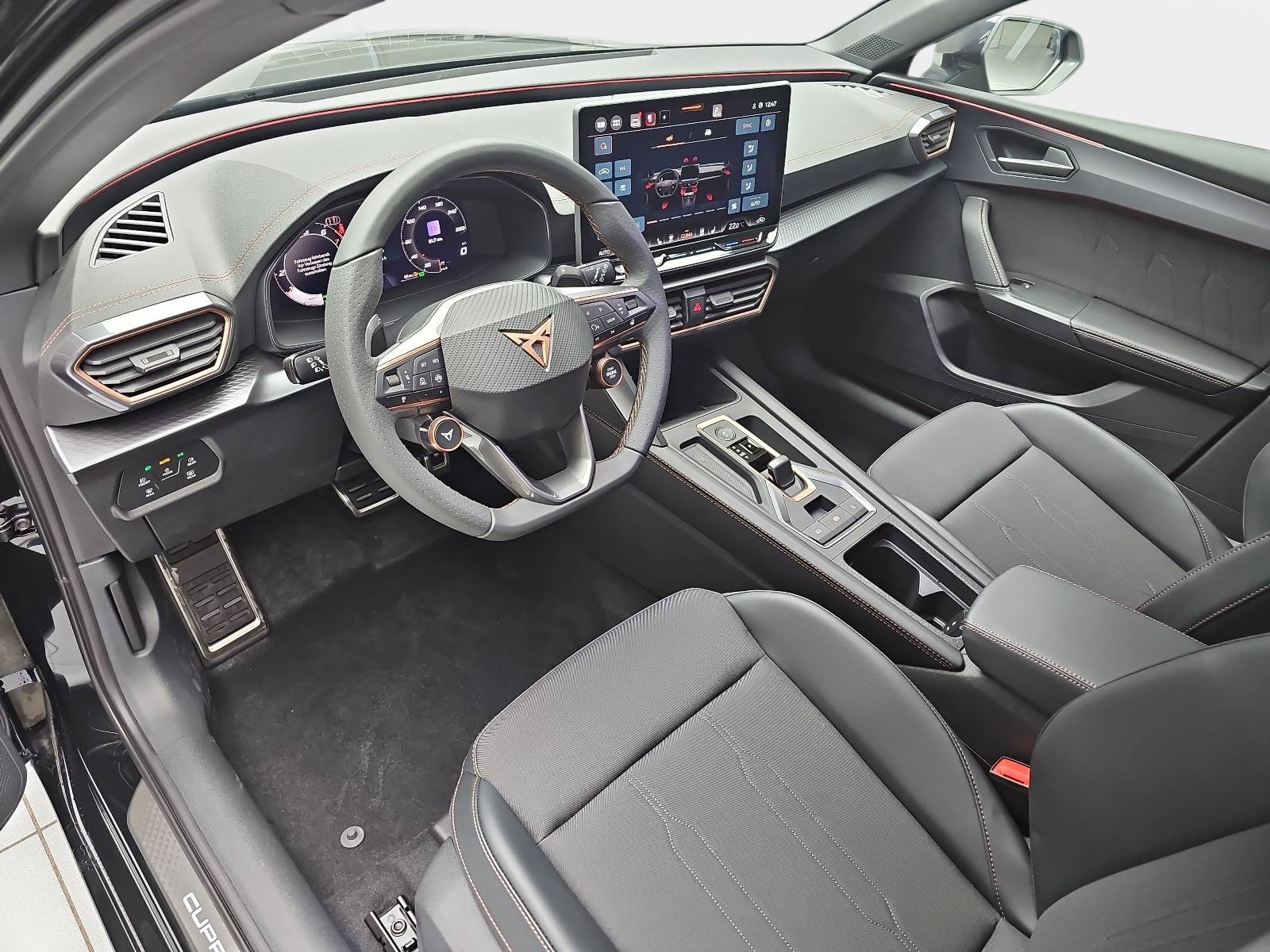 CUPRA LEON ST 1.5 ETSI DSG NAVI LED KLIMAAUTO ACC FULL-LINK KAME