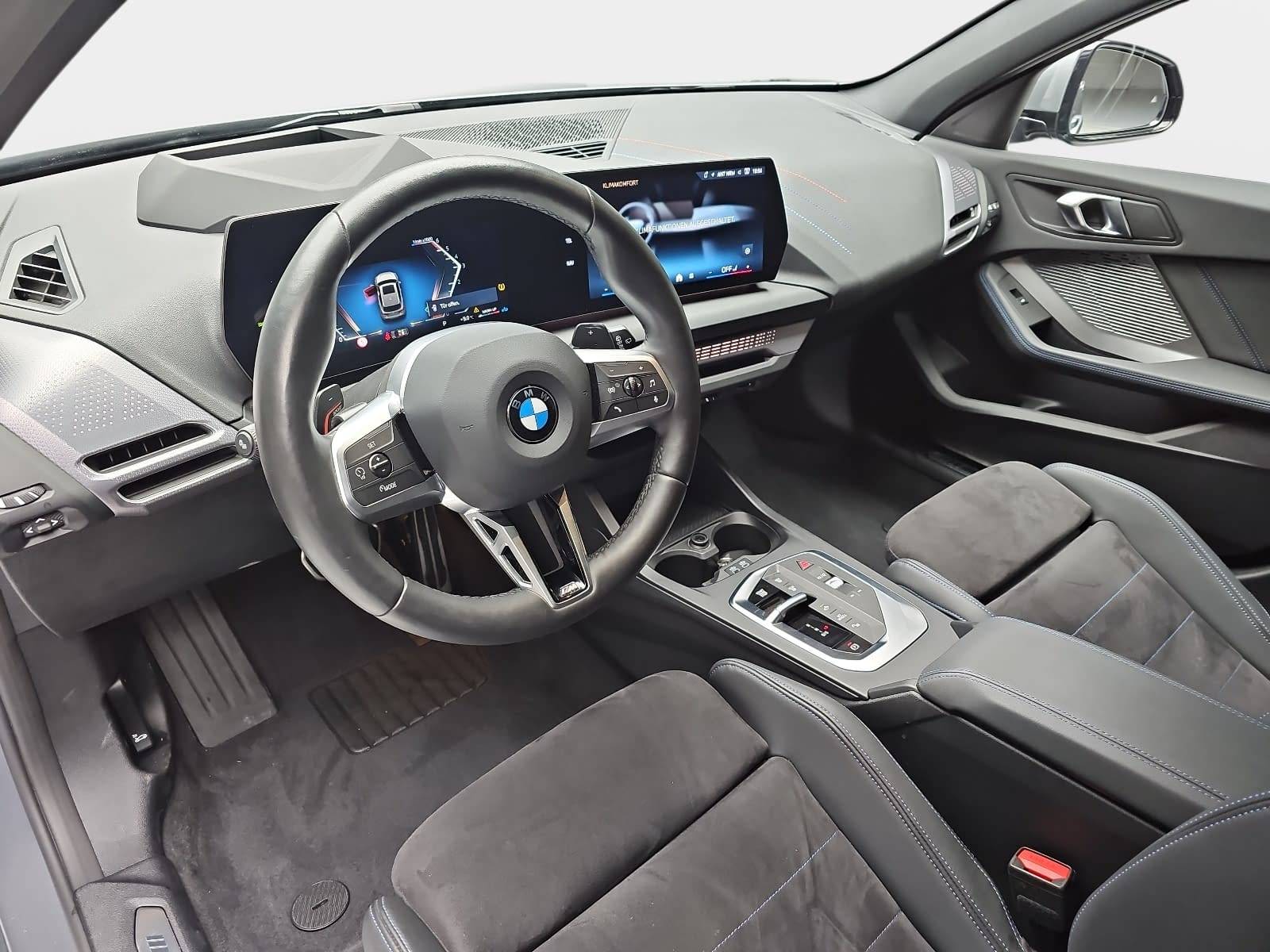 BMW 120 D AUTO. M SPORT NAVI LED INNOVATION HUD AHK KAMERA