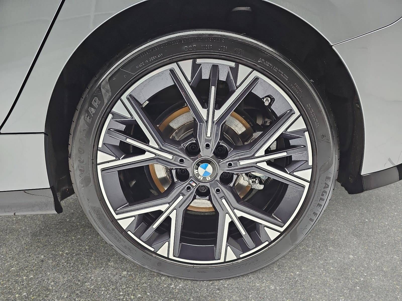 BMW 123 I AUTO. M SPORT NAVI LED DRIVING+P-ASSIST H+K KAM