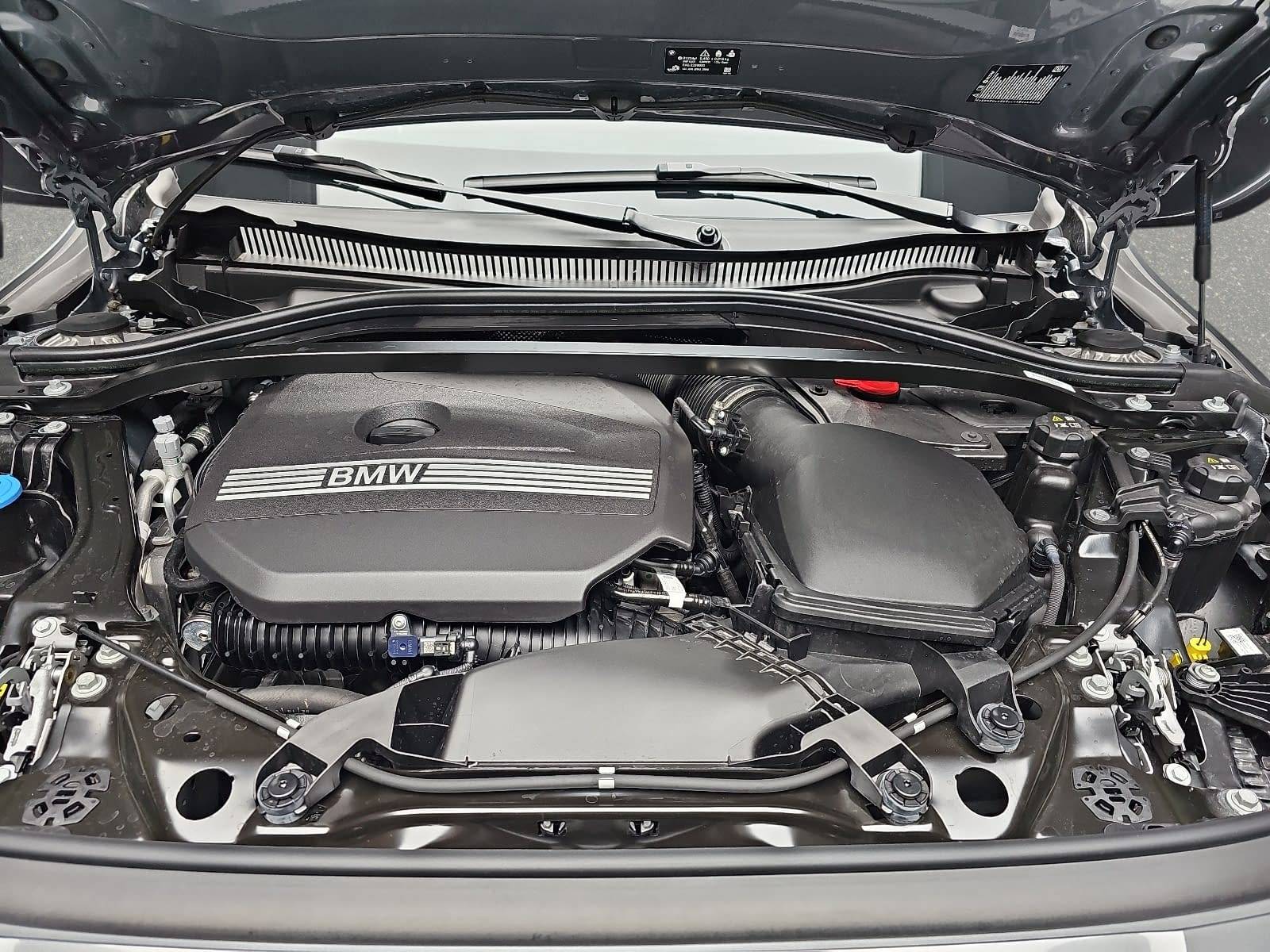 BMW 123 I AUTO. M SPORT NAVI LED DRIVING+P-ASSIST H+K KAM