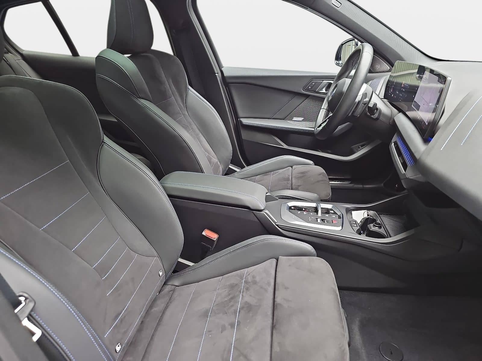 BMW 123 I AUTO. M SPORT NAVI LED DRIVING+P-ASSIST H+K KAM